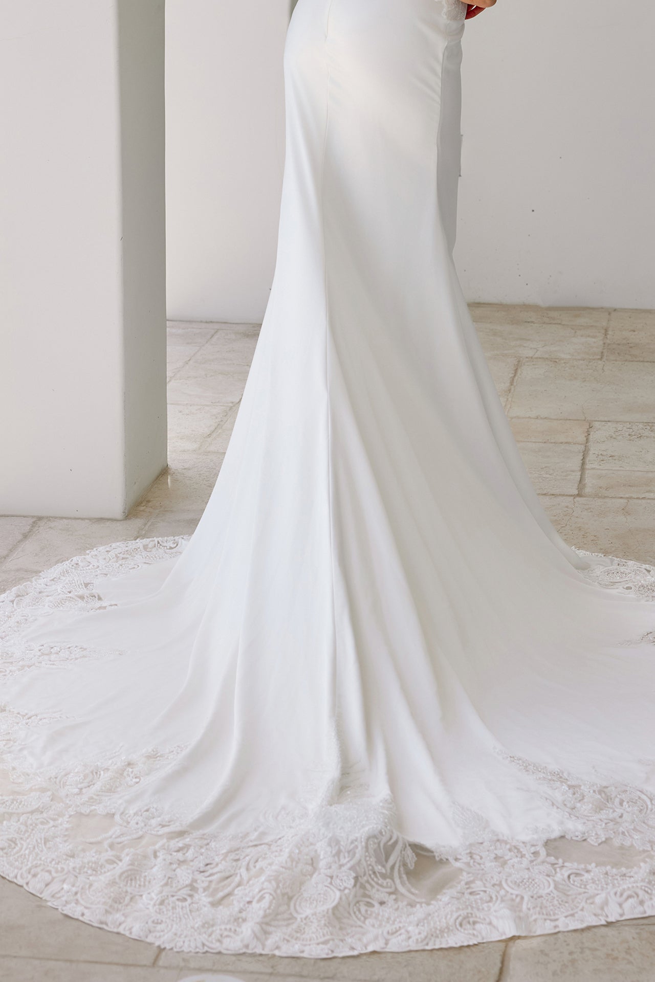 Alluring Sophisticated Sheath Wedding Attire w/ Illusion Plunging Neckline NXJE1022L-4