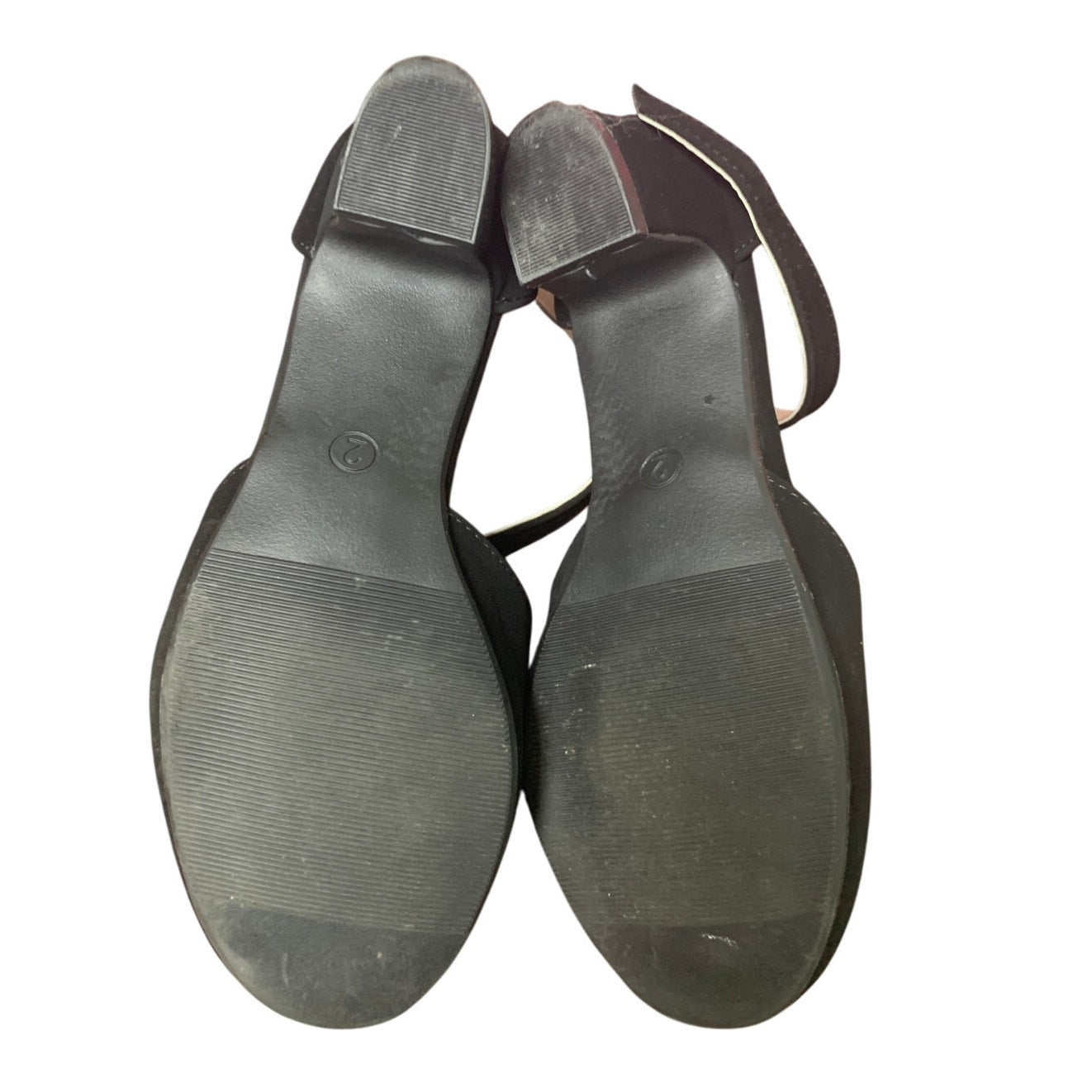 Laurmosa Big Girls Size 2 Black Faux Suede Closed Toe Ankle Strap 2" Heel Shoes