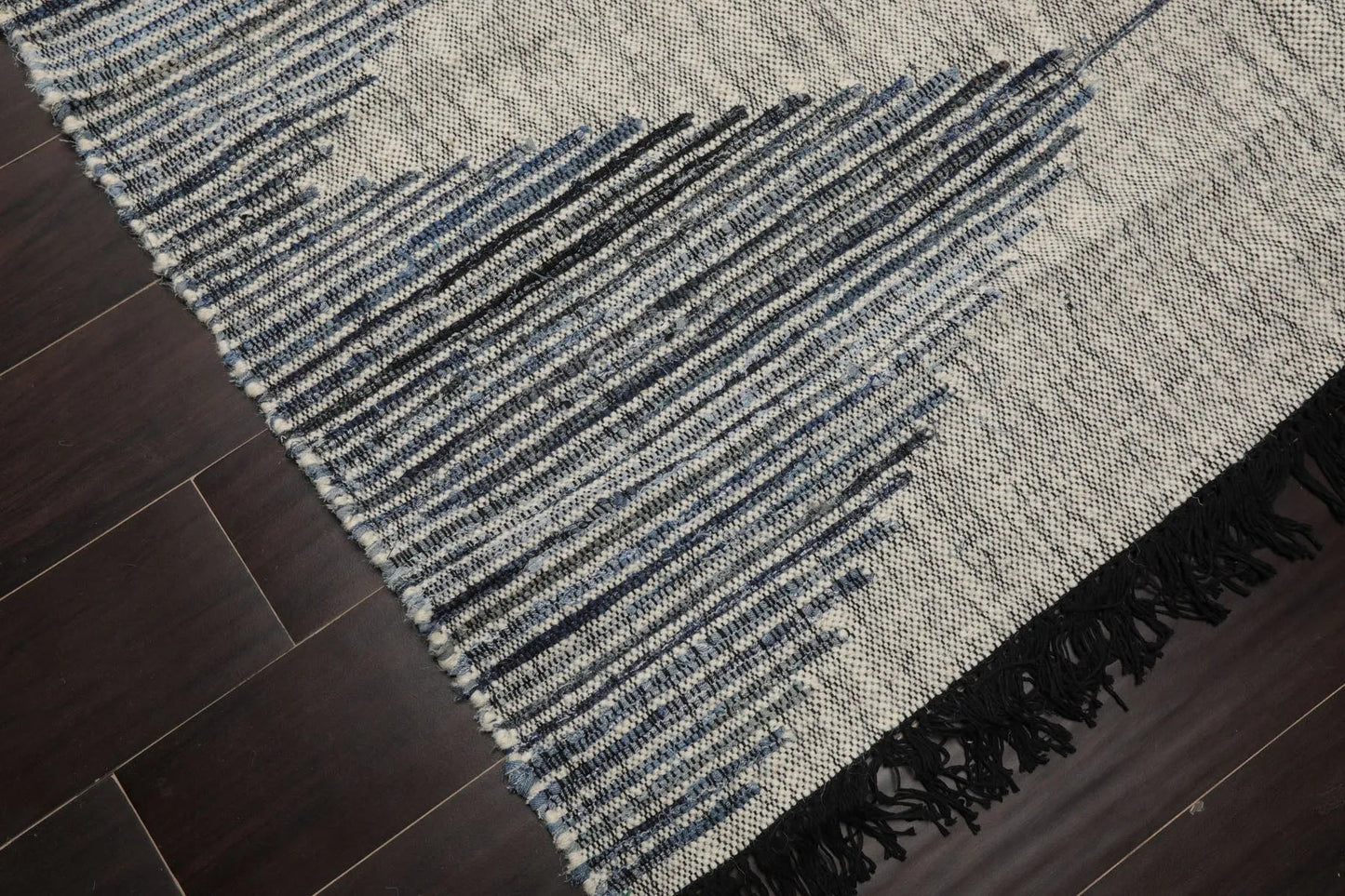 LoomBloom Geometric Kilim Wool Ivory Hand-Woven 5x8 Area Rug-4