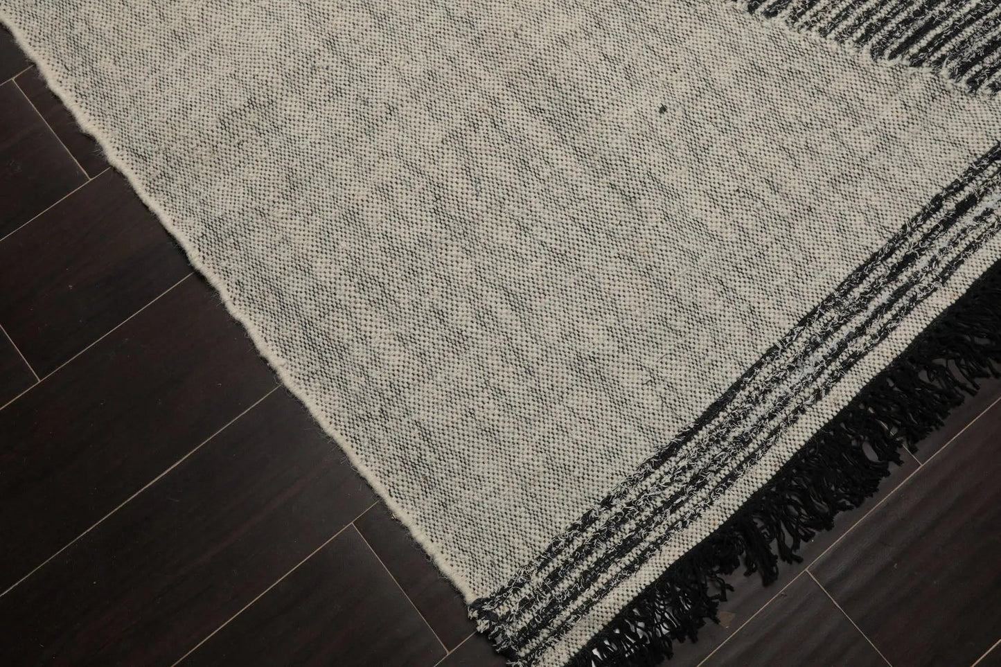 LoomBloom Geometric Kilim Wool Ivory Hand-Woven 5x8 Area Rug-4