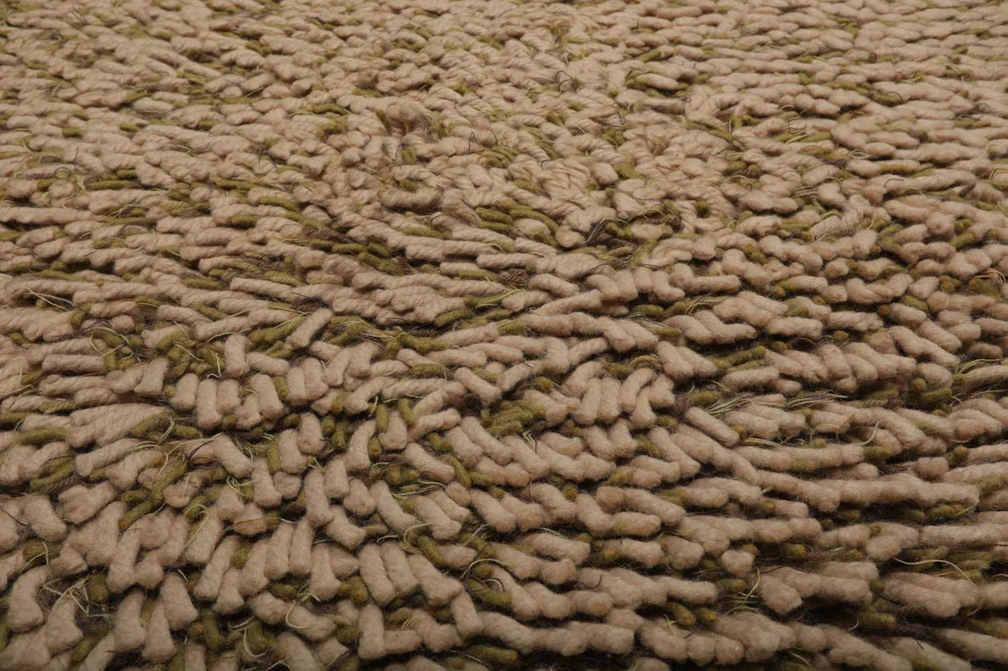 6’ x 9’ USA made Modern & Contemporary Shag Wool Oriental Area Rug Beige-4