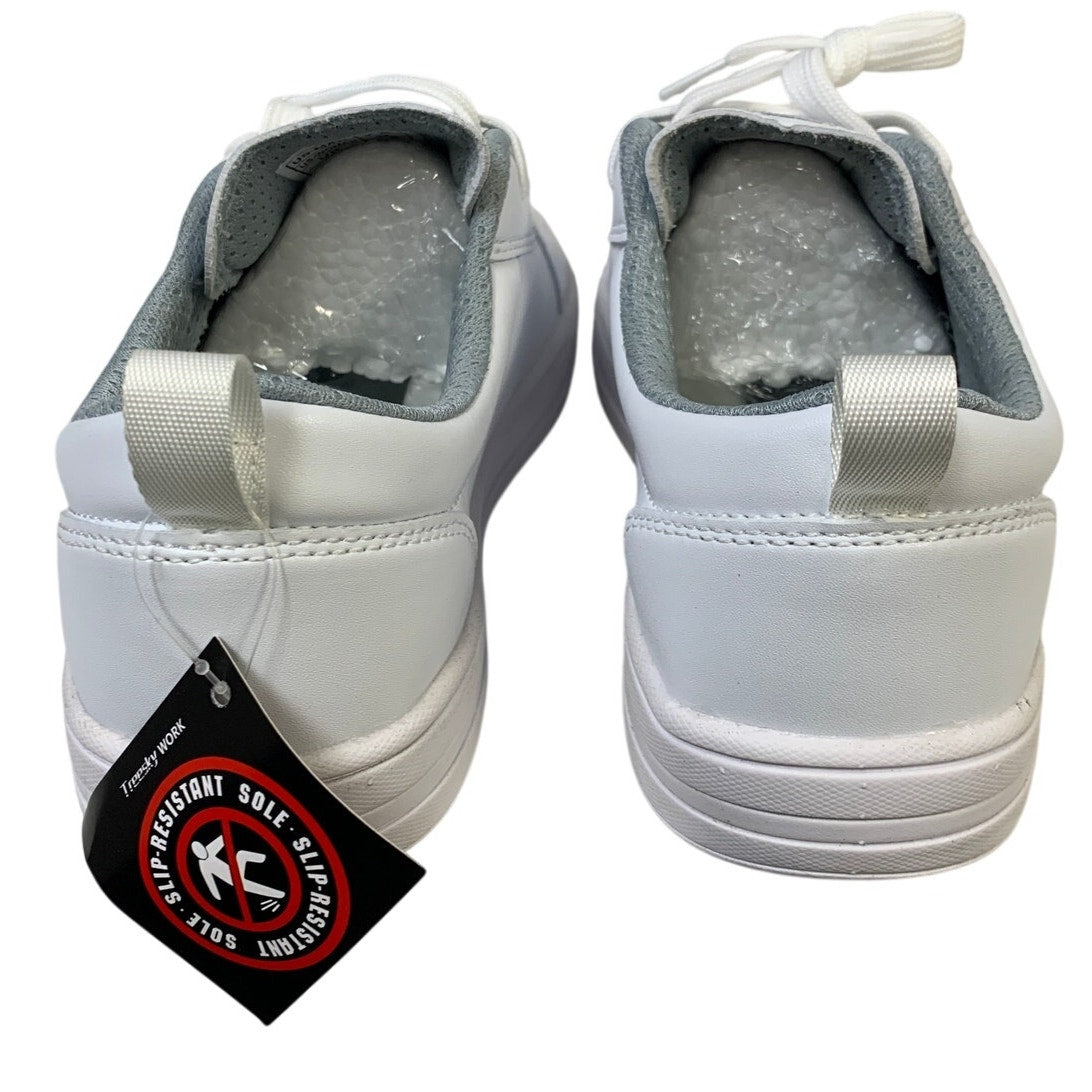 Womens Size 9 White Sneakers Lace Up Round Top Low Top Slip Resistant Work Shoes