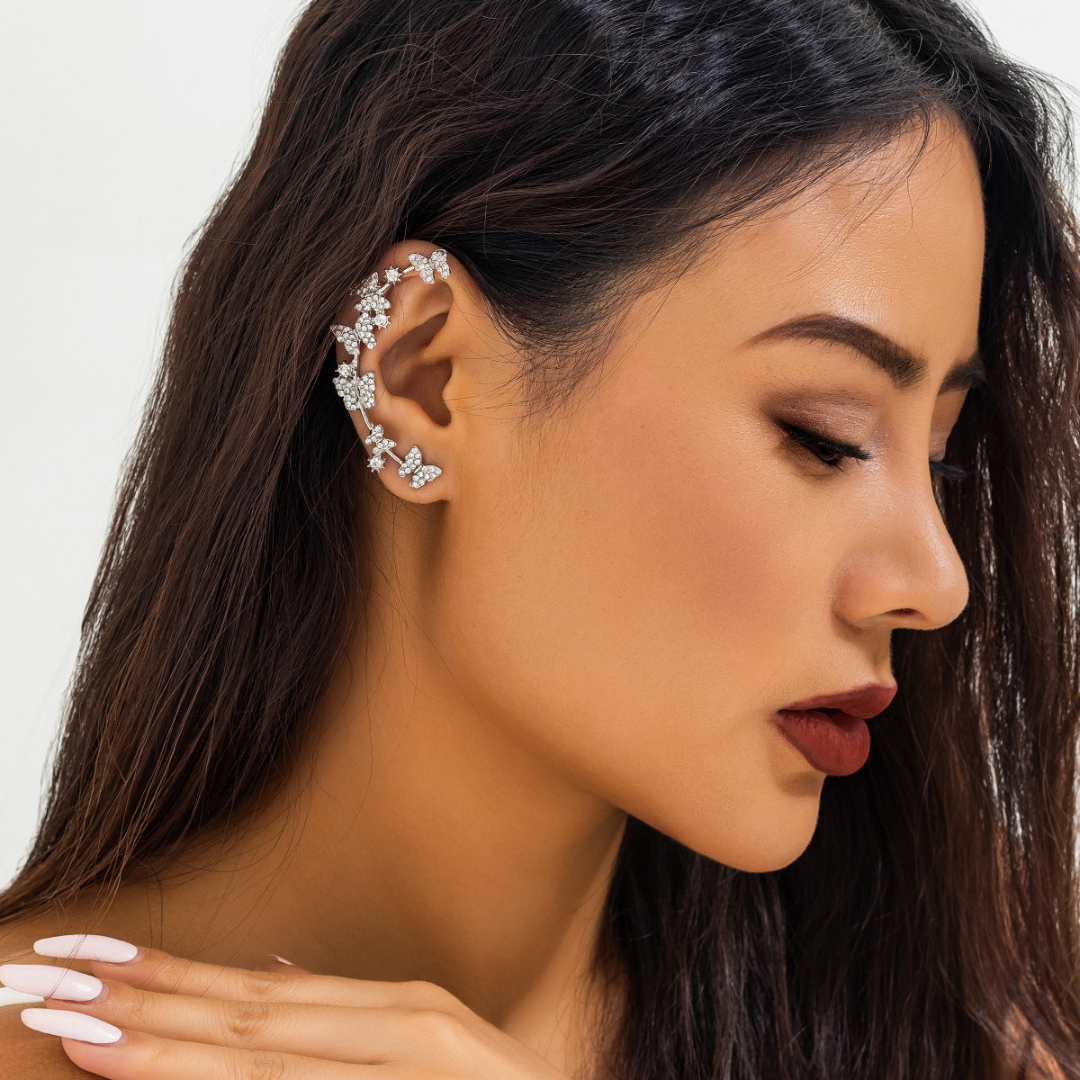 Sweet Forest Water Diamond Butterfly Single Ear Hanging Charm Full Diamond Retro Earnail Earbone Clip
