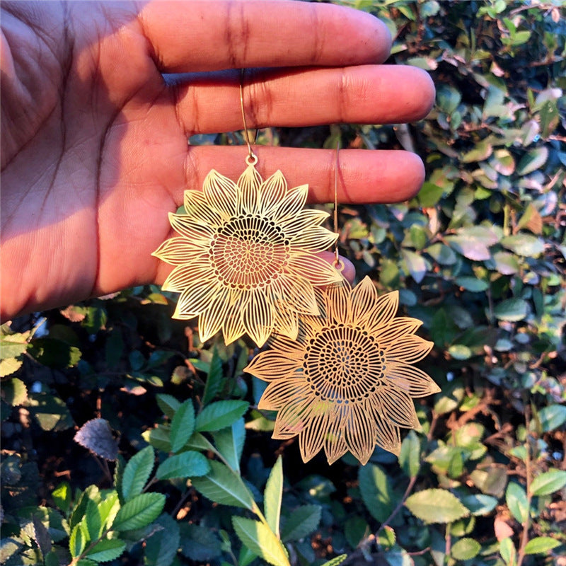 Gold Openwork Sunflower Earrings