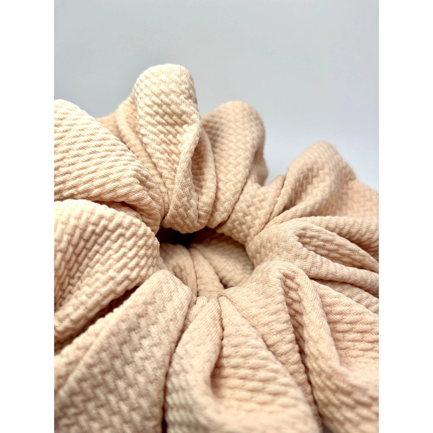 Oatmeal Bullet Scrunchie