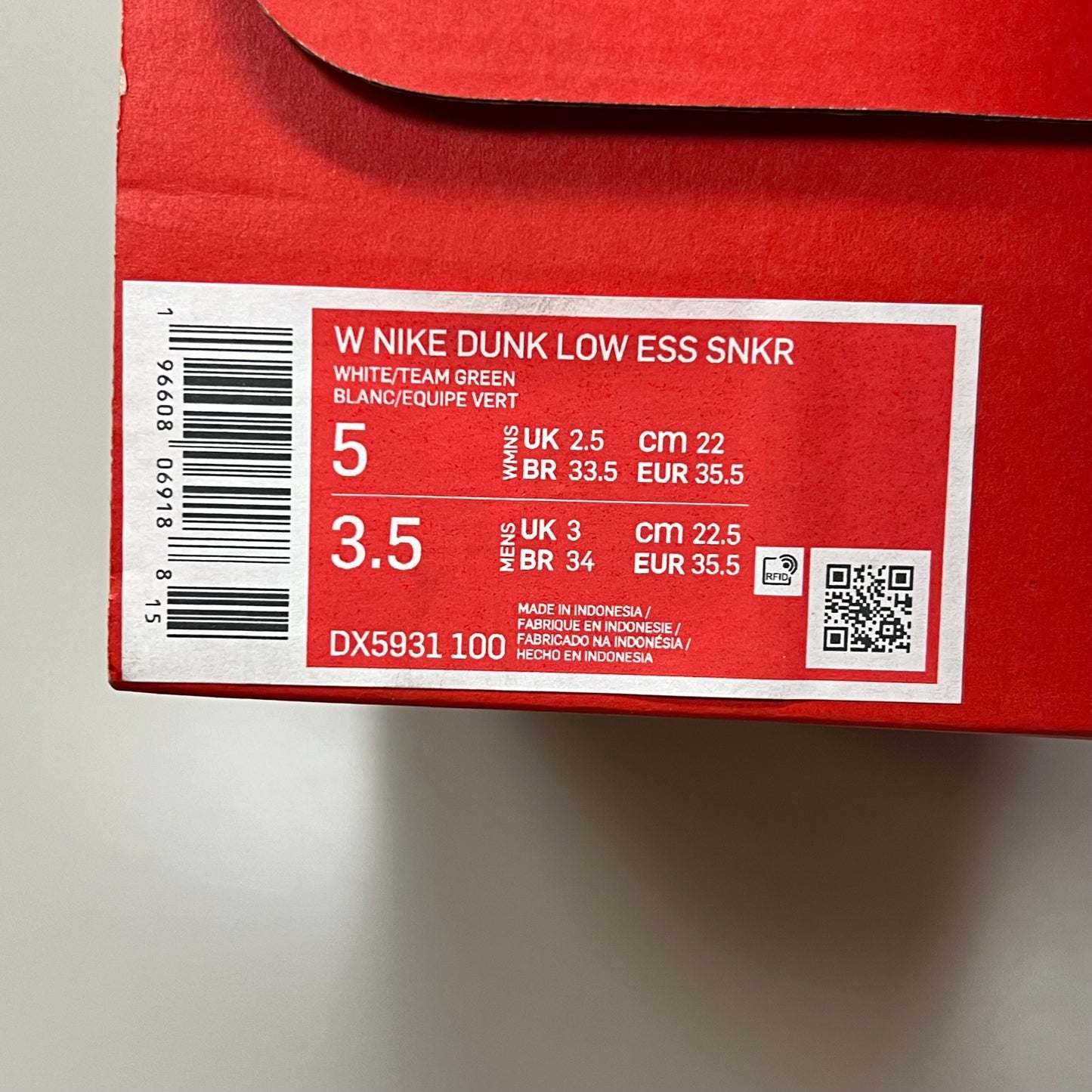 NIKE Dunk Low Satin ESS SNKR Sz Women's 5 Men's 3.5 White/Team Green DX5931100