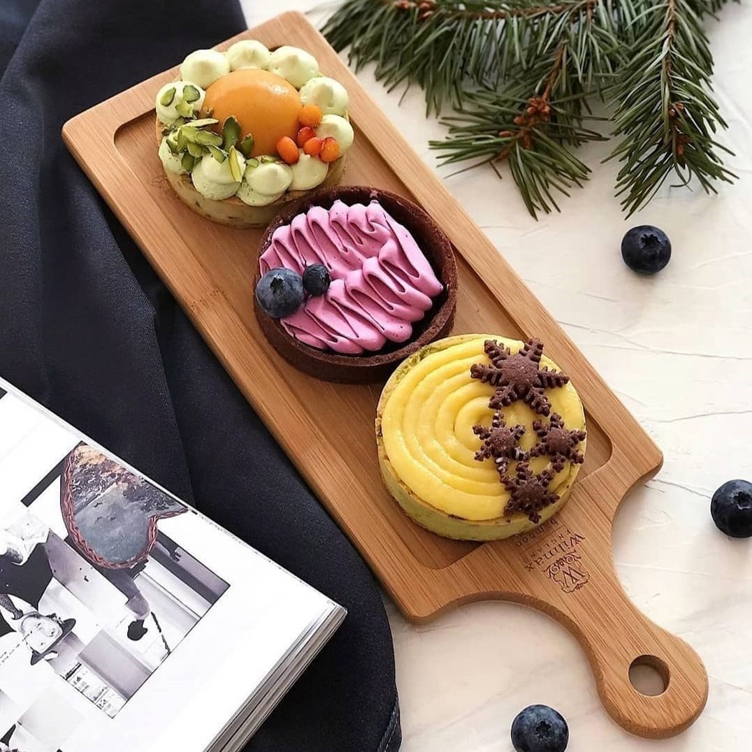 A Mignardises (Petit Four) Serving Set With Bamboo Long Tray And Porcelain Dishes To Match-4