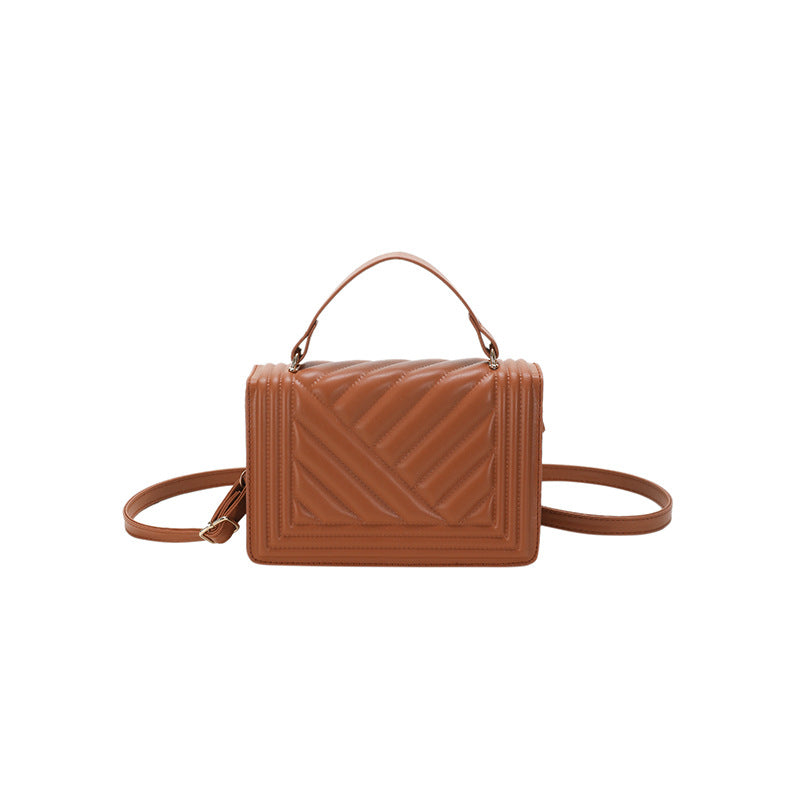 Dazzling Bags For Women Chain Crossbody Bags In Pu Leather Female Fashionable Shoulder Bag Ladies Handbags Simple Messenger Bag Casual Indentation Western Style Portable Women