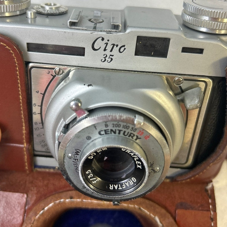 Vintage Ciro 35 Leather Case Bulb Flash Film Case w Photography Accessories