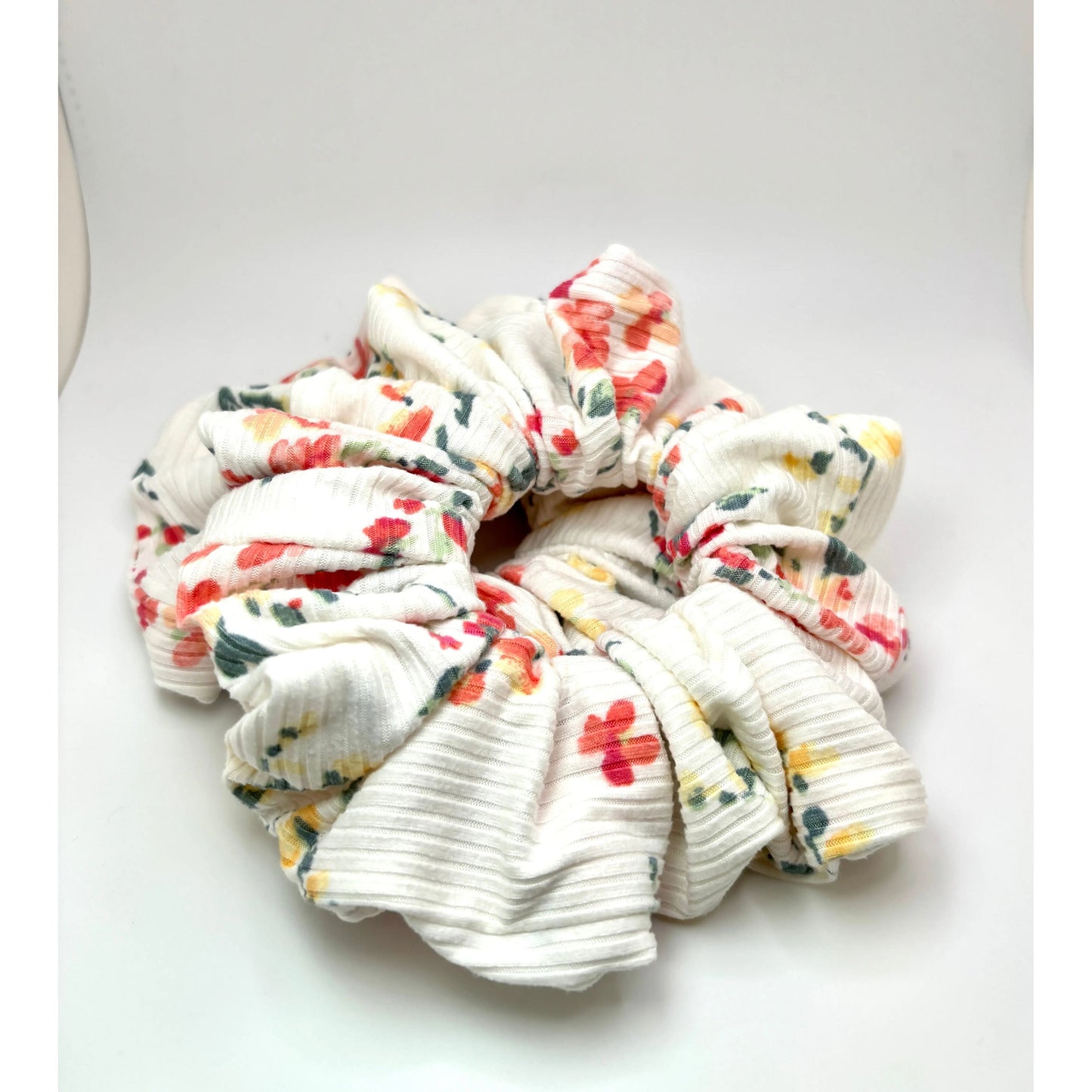 White Floral Summer Ribbed Scrunchie