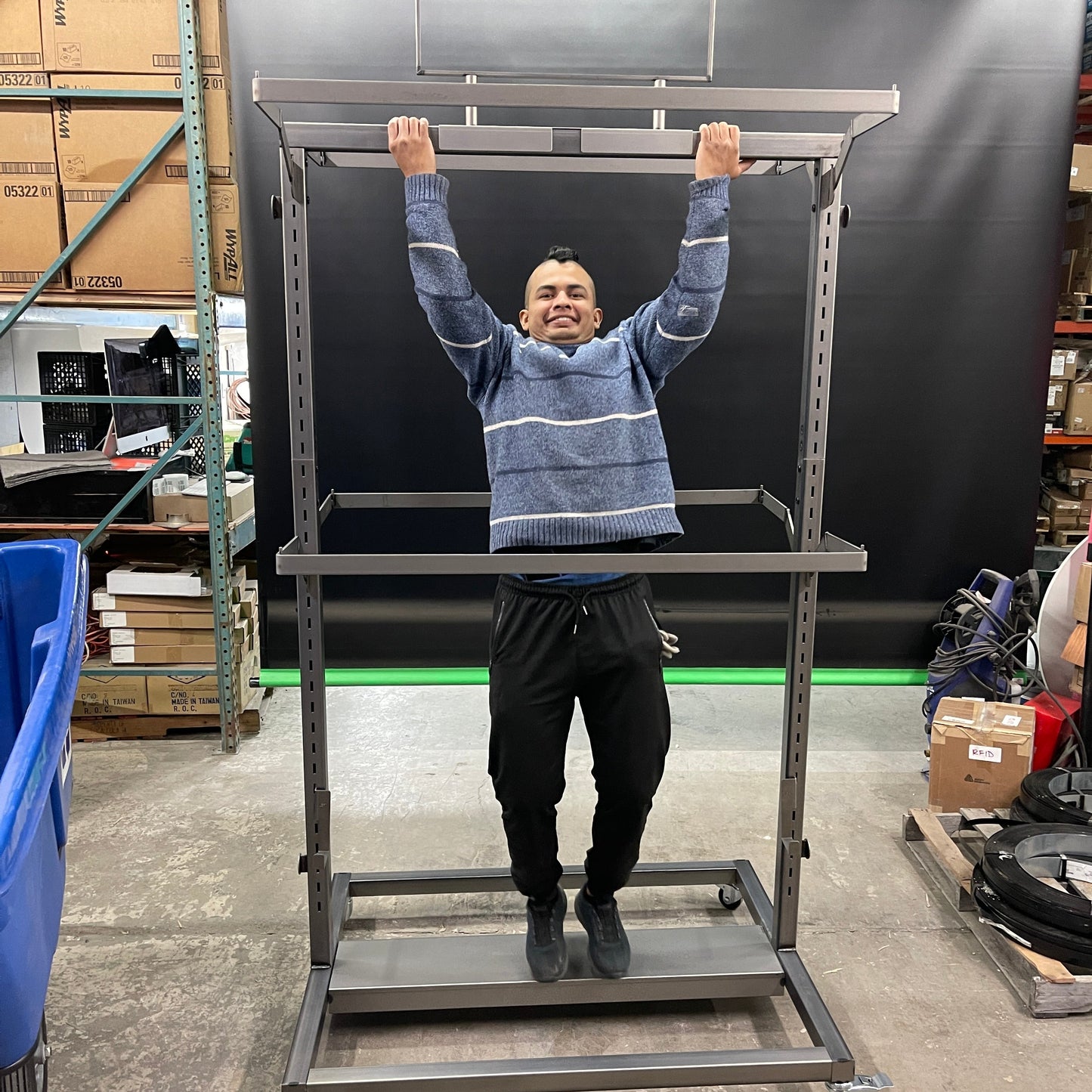 GRAND + BENEDICTS Mobile Core 4-Way Display Rolling Shelf Rack 943-GB4133-18 (New)