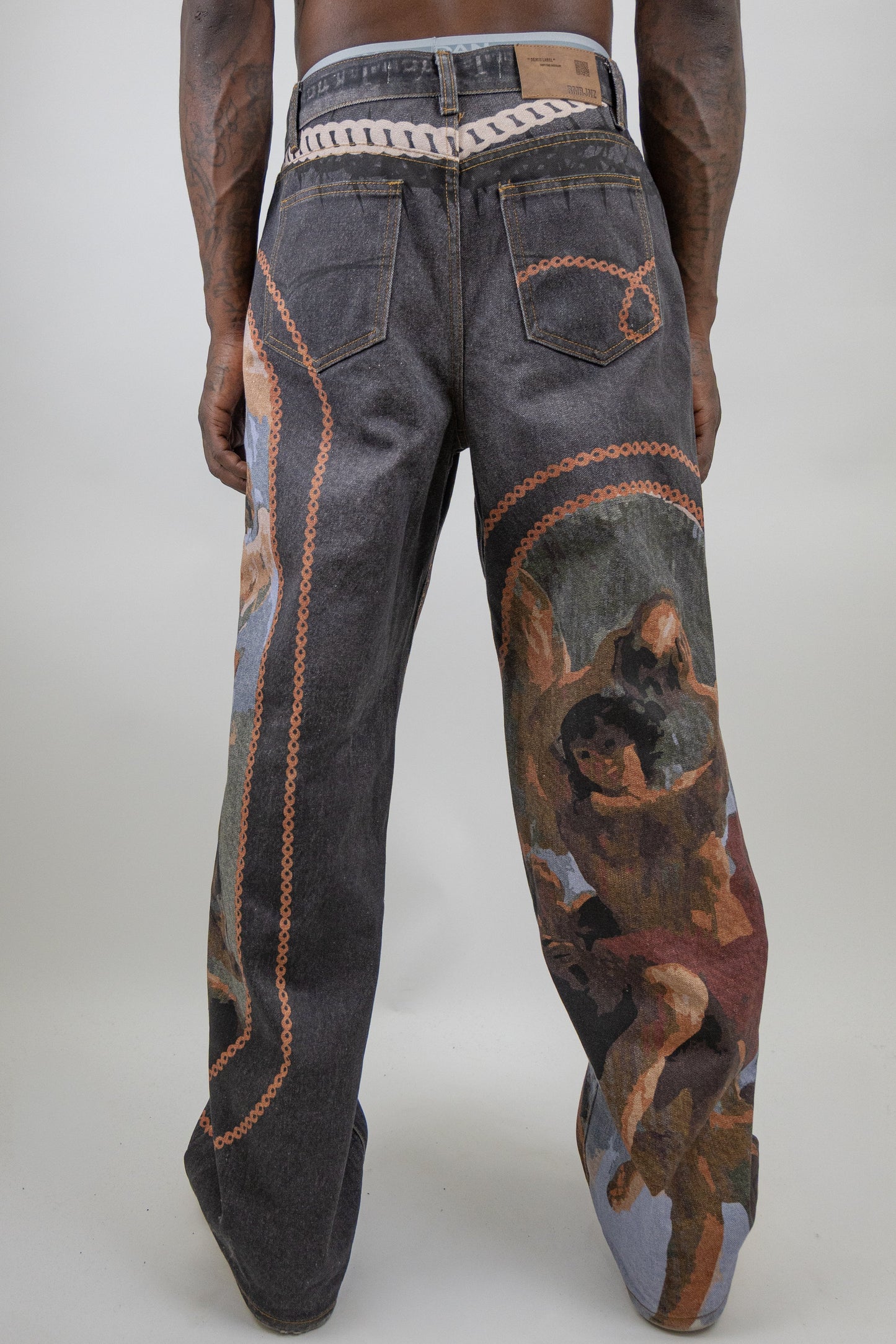 RM202B Martyr - Graphic Printed Baggy Jeans