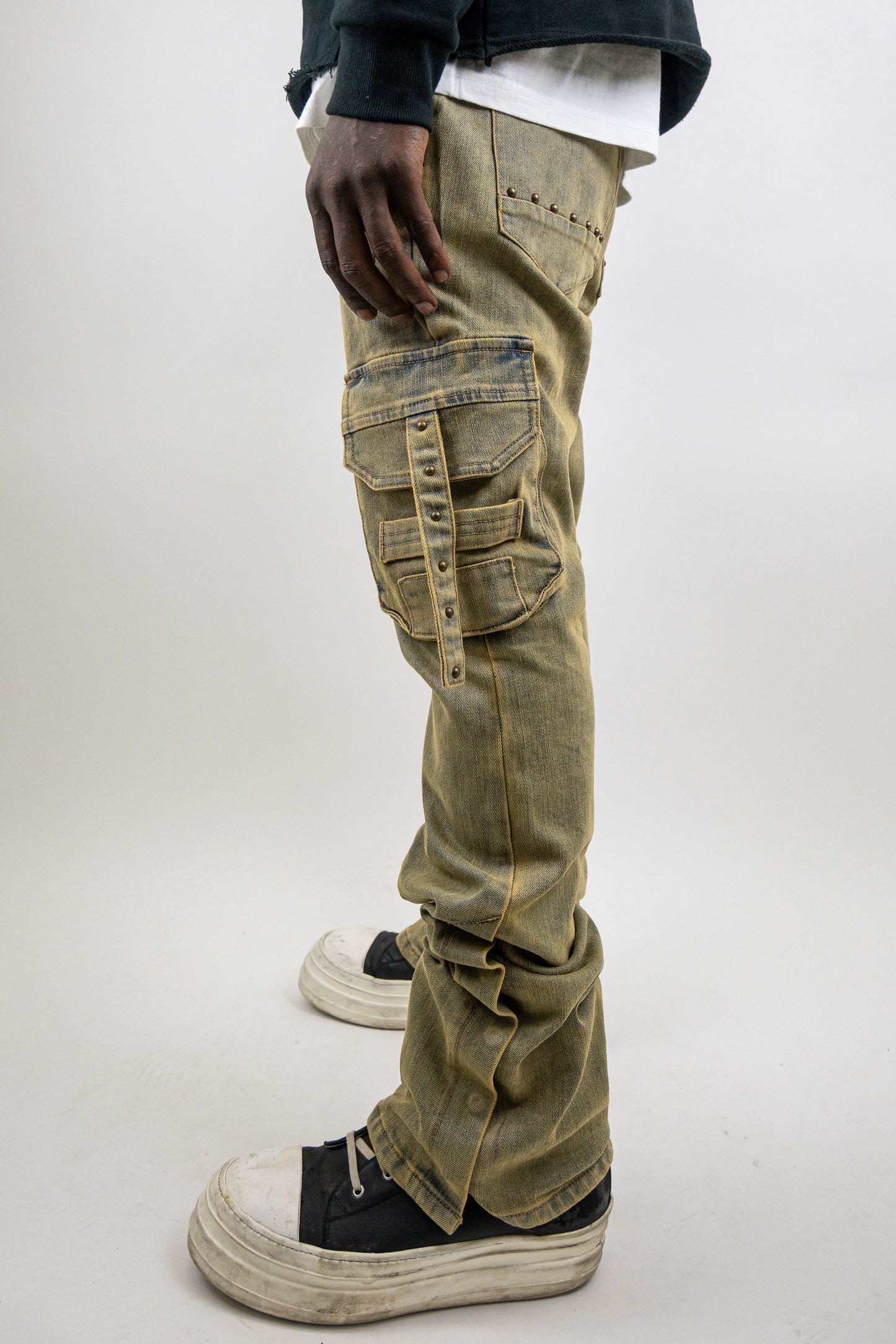 RM207SK -Studded Stacked Cargo Jeans