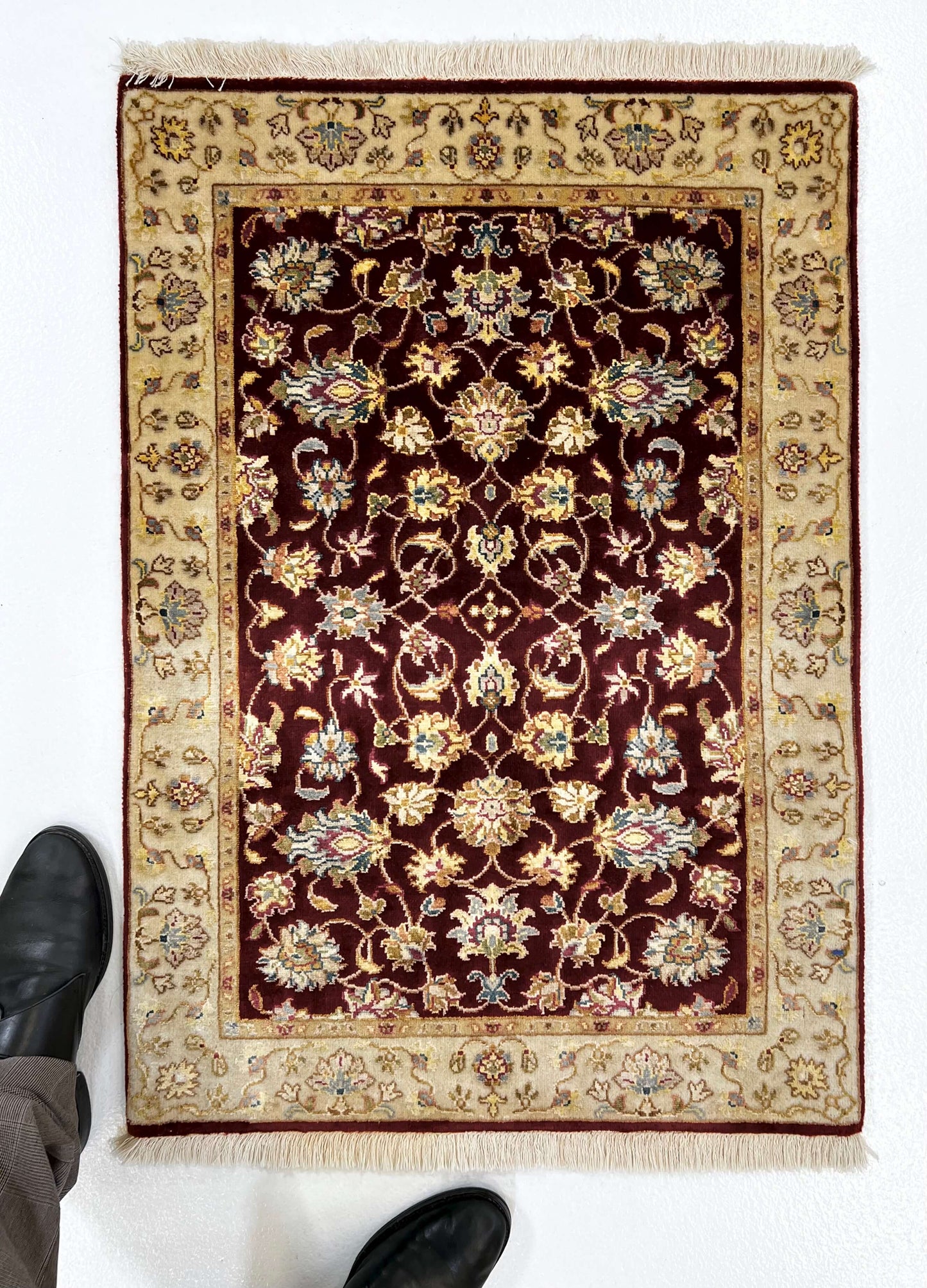 Wool w. silk Kumkapi red/gld 2x3-4