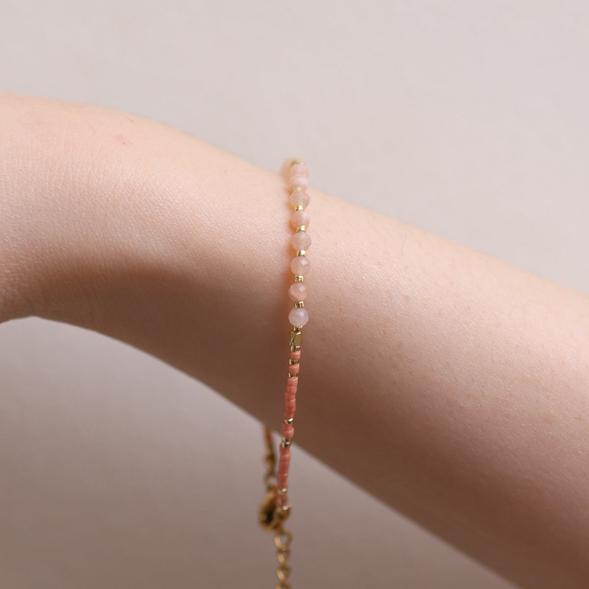 Rose quartz beaded bracelet-2