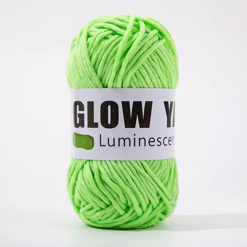 50g Novel Functional Yarn Glow In The Dark Polyester Luminous Chunky Yarn 2mm for Hand Knitting Carpet Sweater Hat Wool Yarn 80m