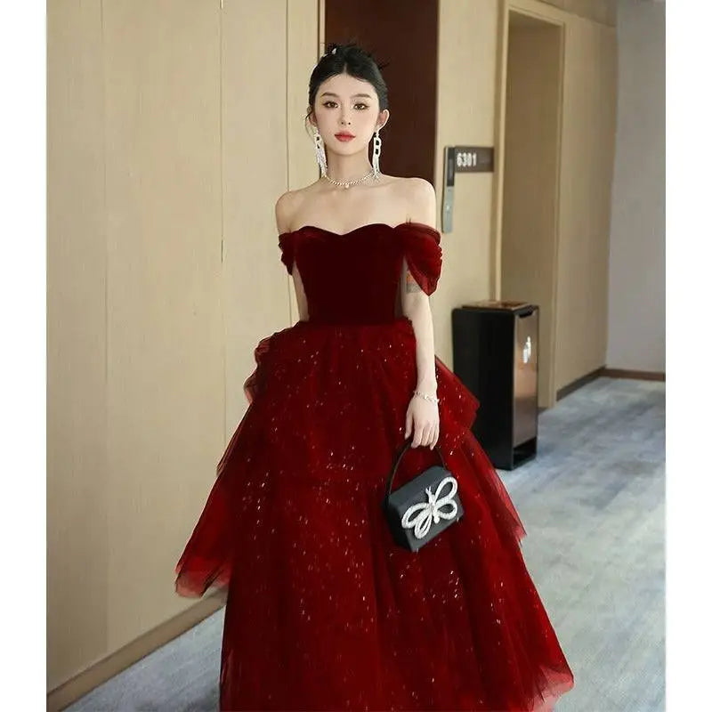 Black Velvet and Tulle Light Luxury Evening Dress