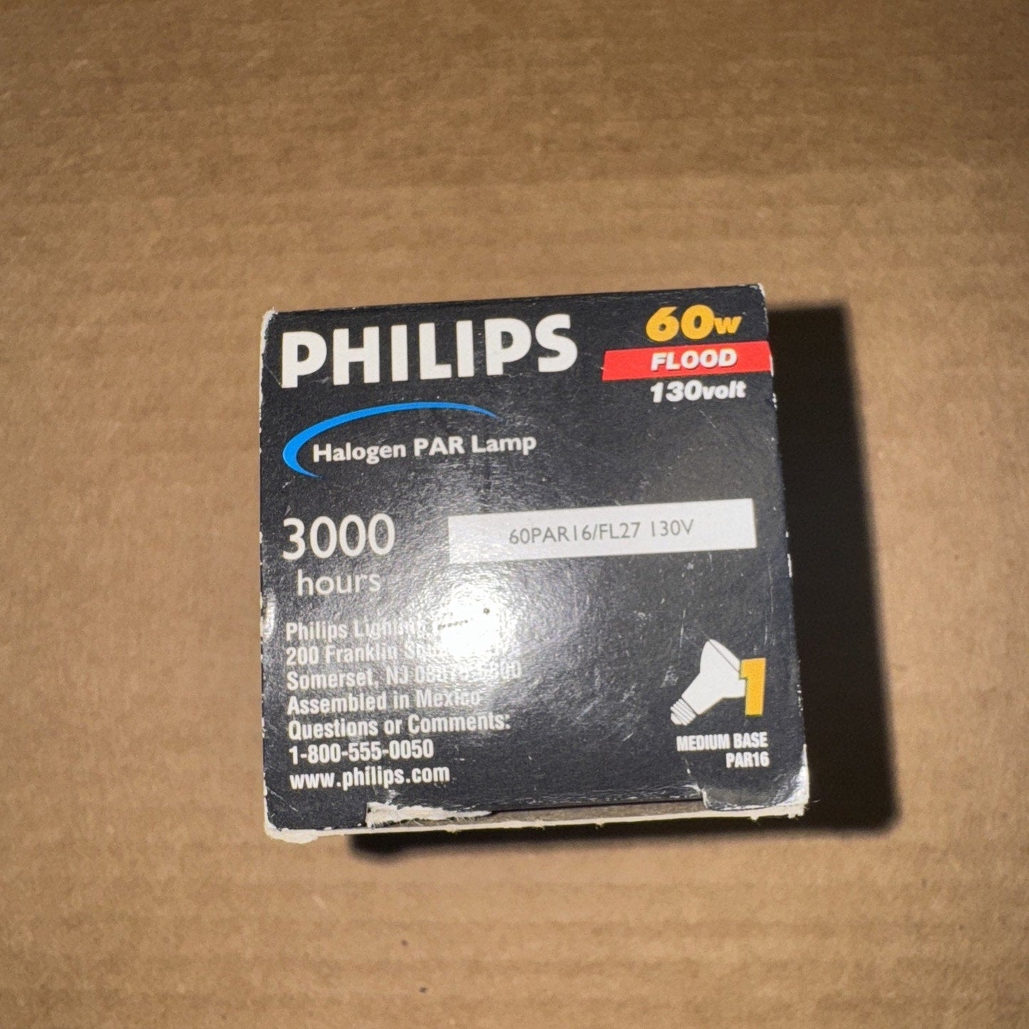 PHILIPS HALOGEN FLOOD LIGHT 130 Volt 60W PAR38/3000HOURS