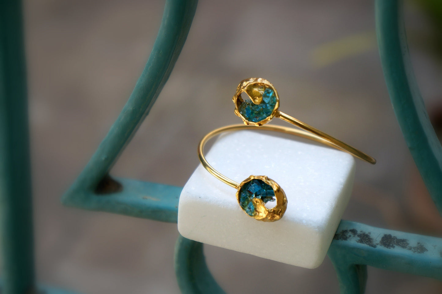 Murano Glass Bracelet: Venetian Blue Shells - Gold Plated Sterling Silver-4