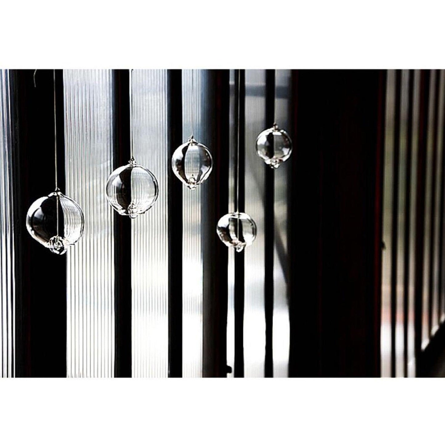 Japanese Wind Chimes Romantic Small Wind Bells Simple and Beautiful Label Pendant Chimes Wind Bells Glass Japanese Style Pendant Home Indoor Outdoor Bedroom Garden Decor Best Gift Celebrations