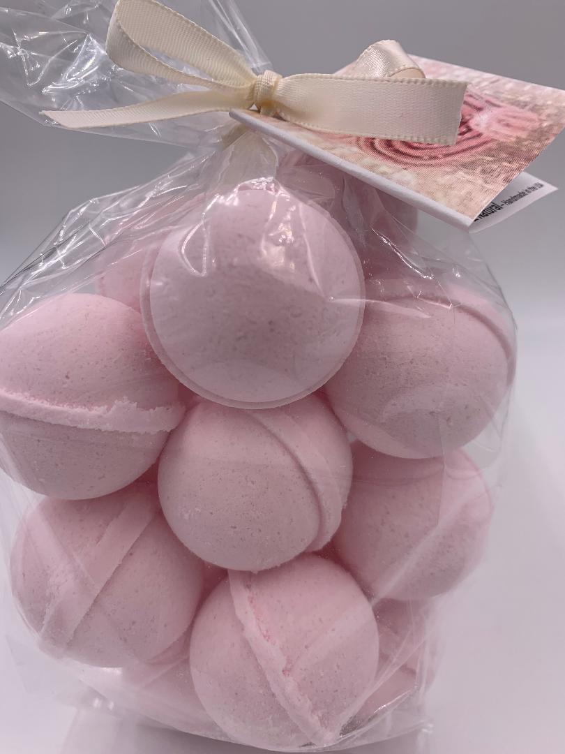 14 bath bombs in Pink Sugar (Aquolina Type) fragrance, gift bag bath fizzies, great for dry skin, shea, cocoa, 7 ultra rich oils
