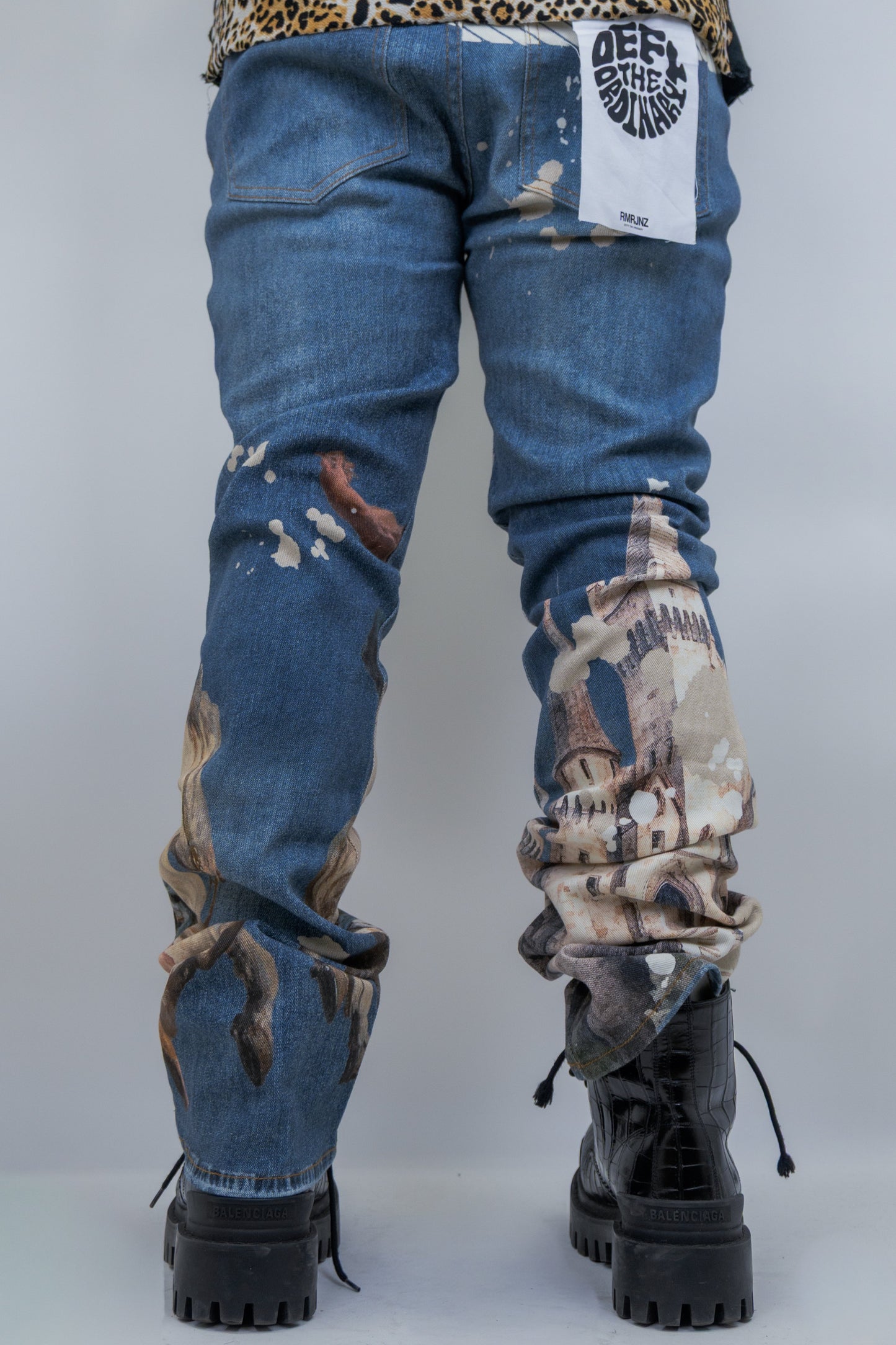 RM203SK - Graphic Printed Stacked Jeans