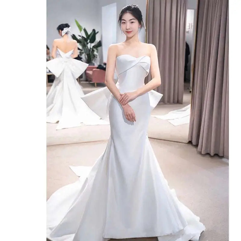 Small Trailing Temperament Satin Mermaid Wedding Dress