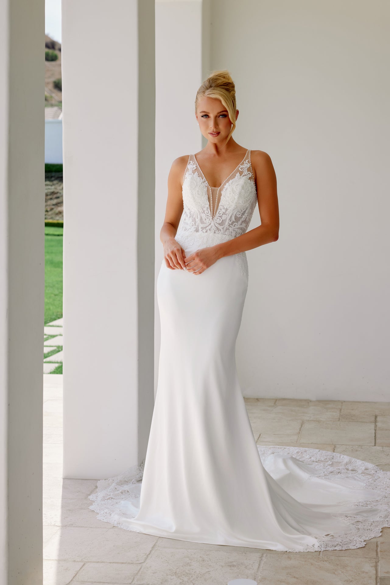 Alluring Sophisticated Sheath Wedding Attire w/ Illusion Plunging Neckline NXJE1022L-0