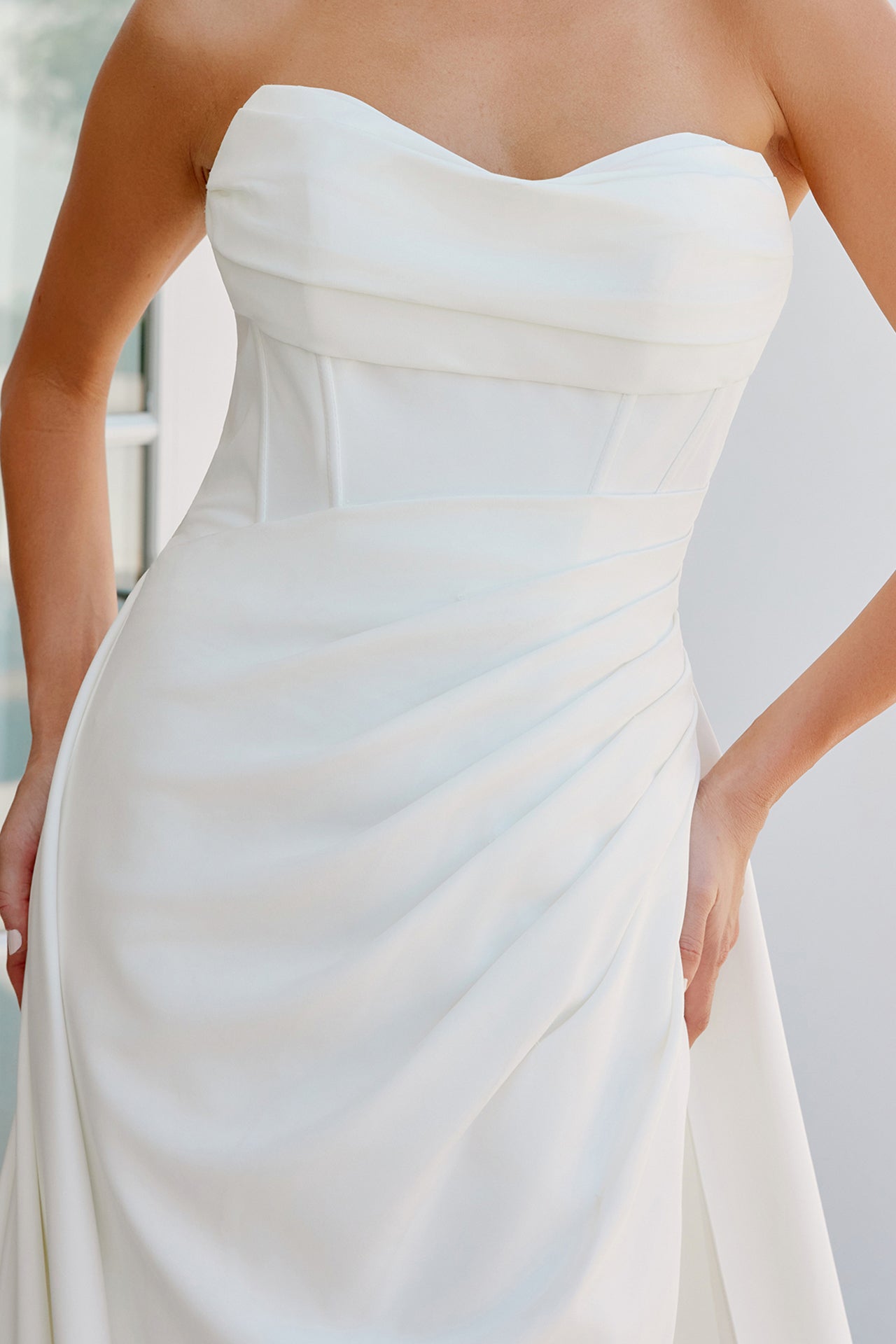 Transcendent Breathtaking Sweetheart Sheath Wedding Gown for Dream Wedding NXJW1035