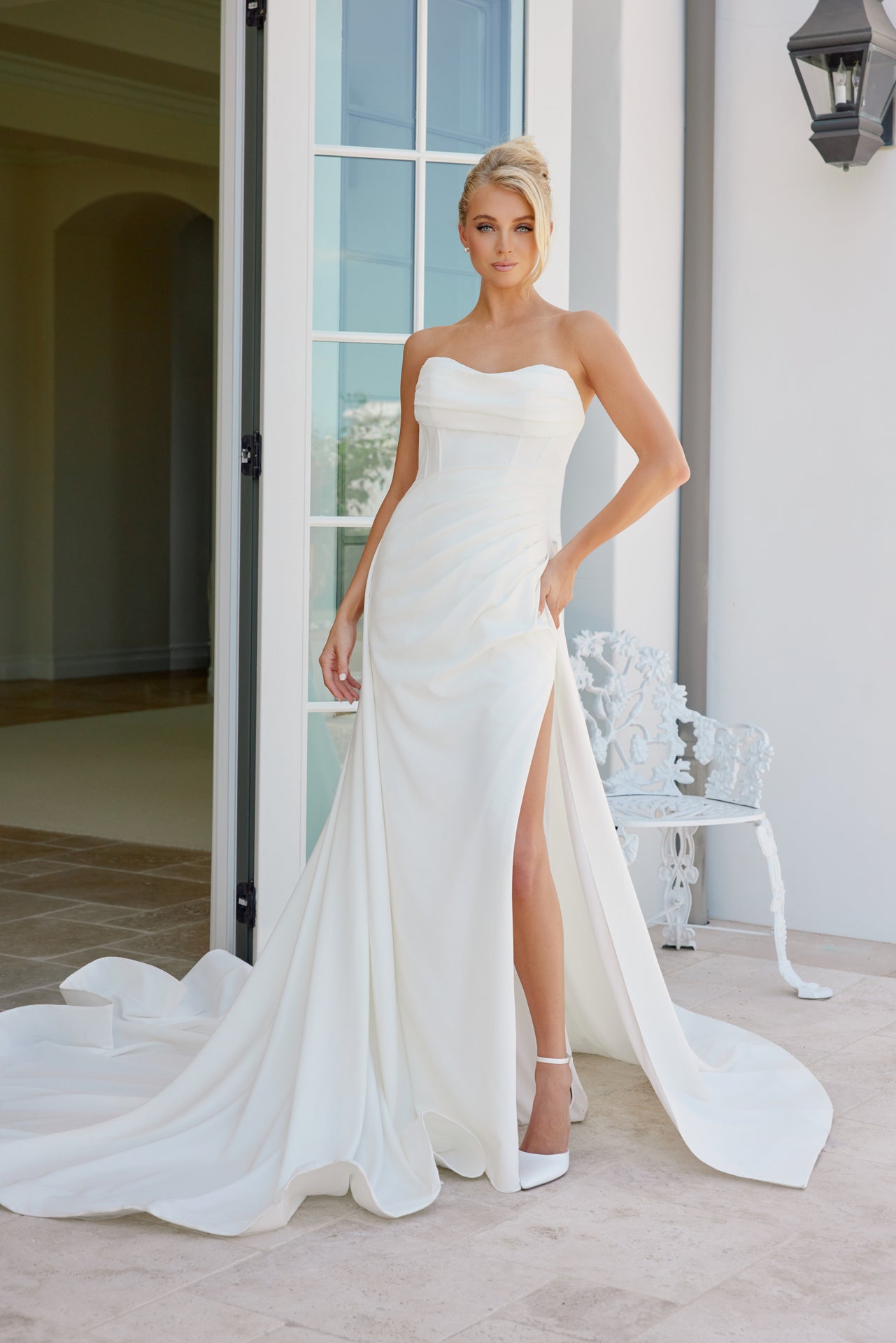 Transcendent Breathtaking Sweetheart Sheath Wedding Gown for Dream Wedding NXJW1035