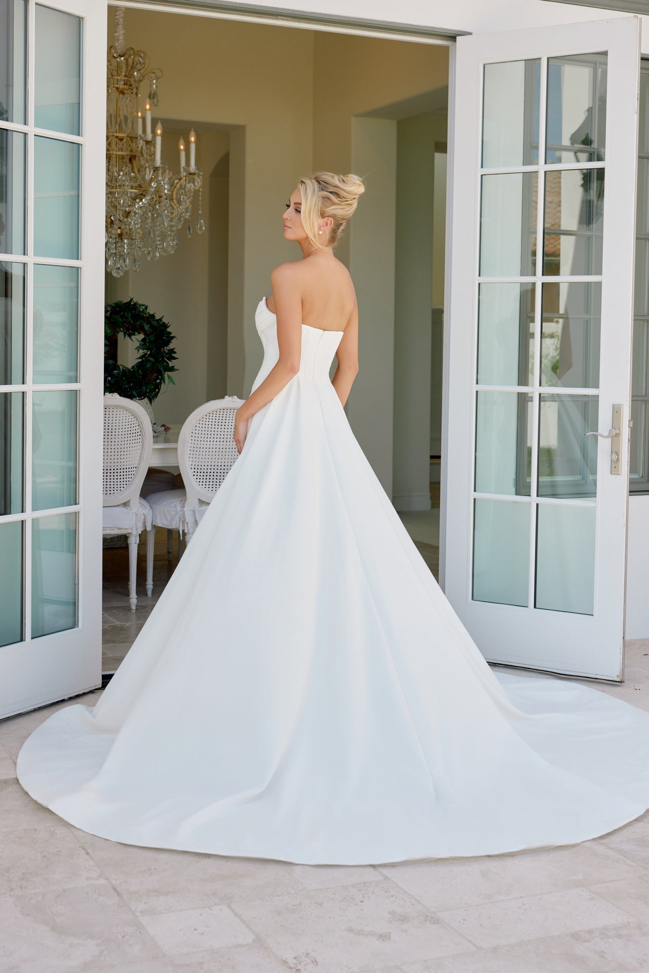 Transcendent Breathtaking Sweetheart Sheath Wedding Gown for Dream Wedding NXJW1035