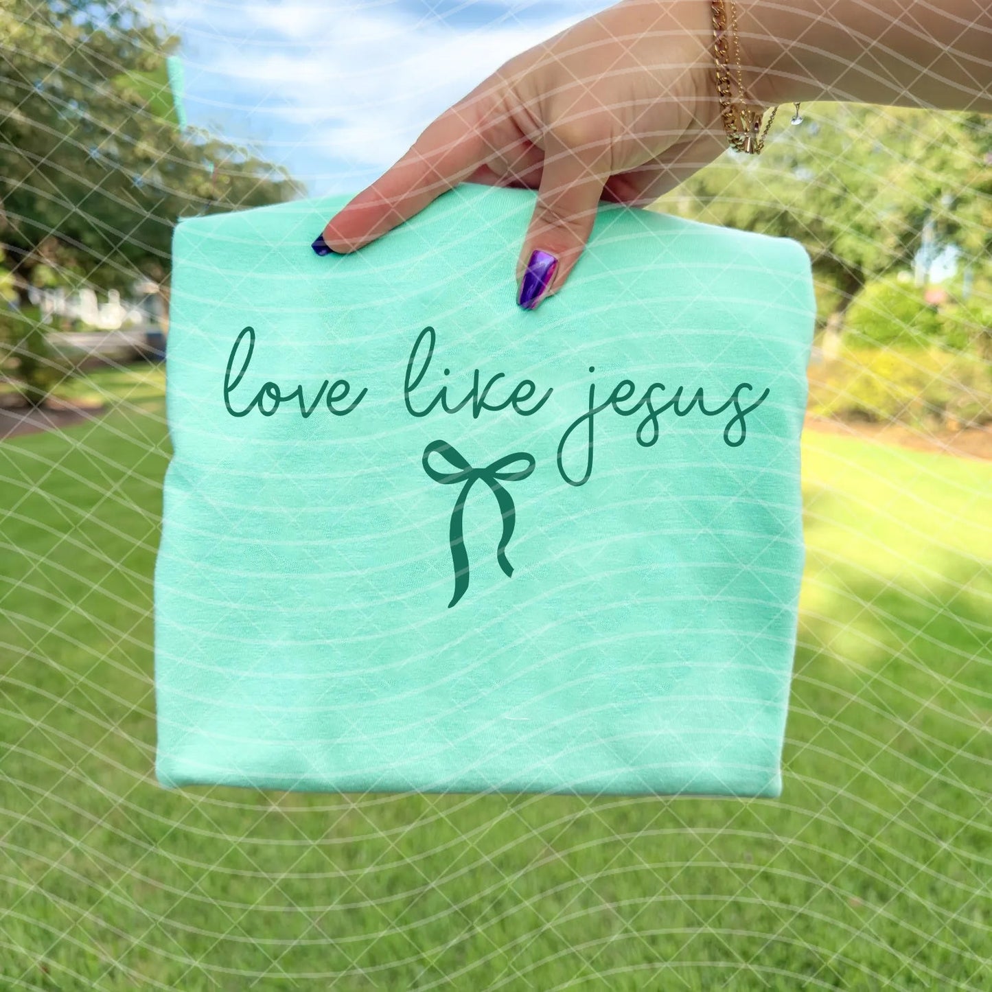 Love Like Jesus Graphic Tee