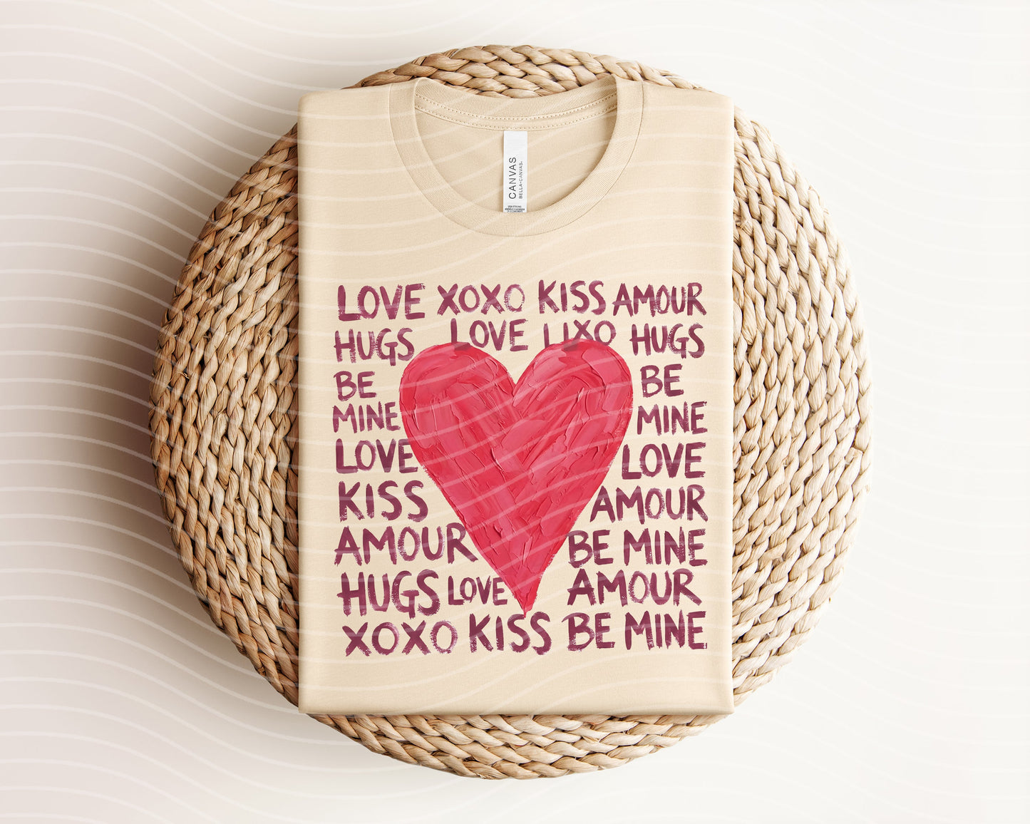Love Kiss Amour Graphic Tee