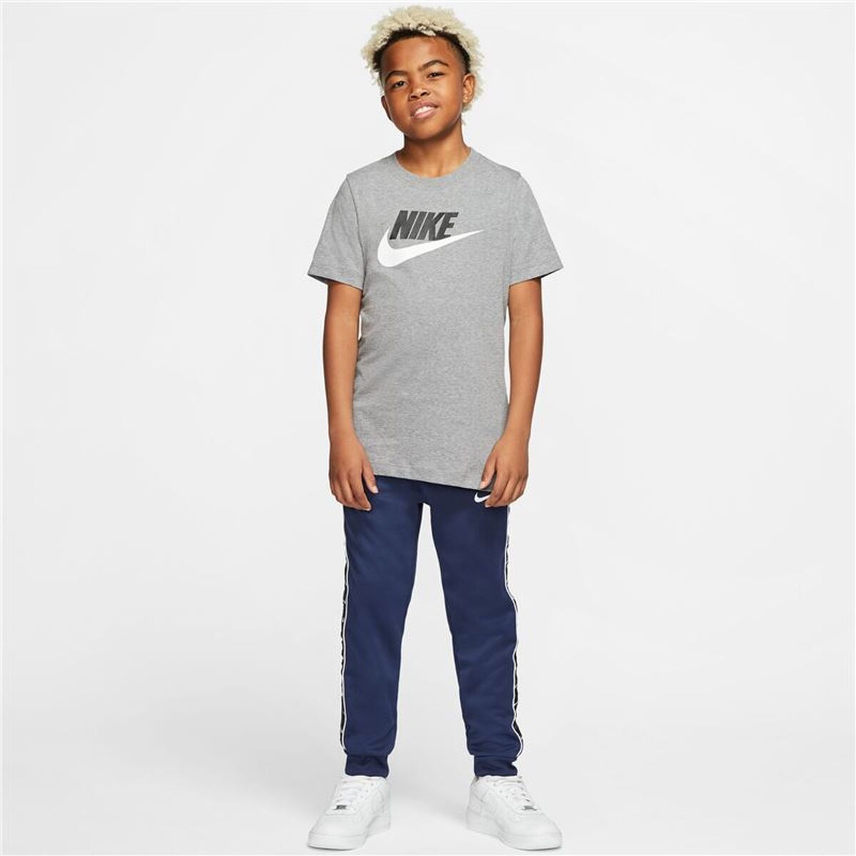 Child's Short Sleeve T-Shirt Nike AR5252-091-4