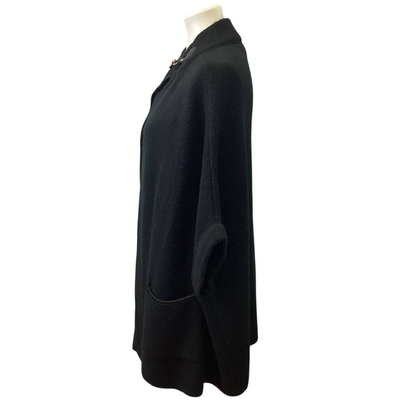 Apt 9 One Size Black Acrylic Knit Silver Latch Folded Sleeve Open Front Cape