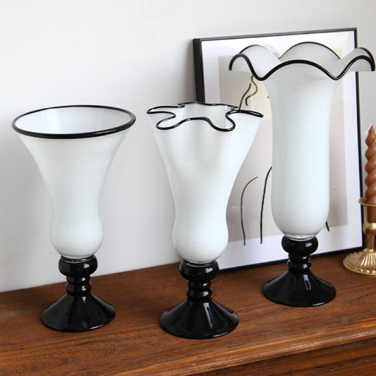Classic Black n White Flower Vase-0
