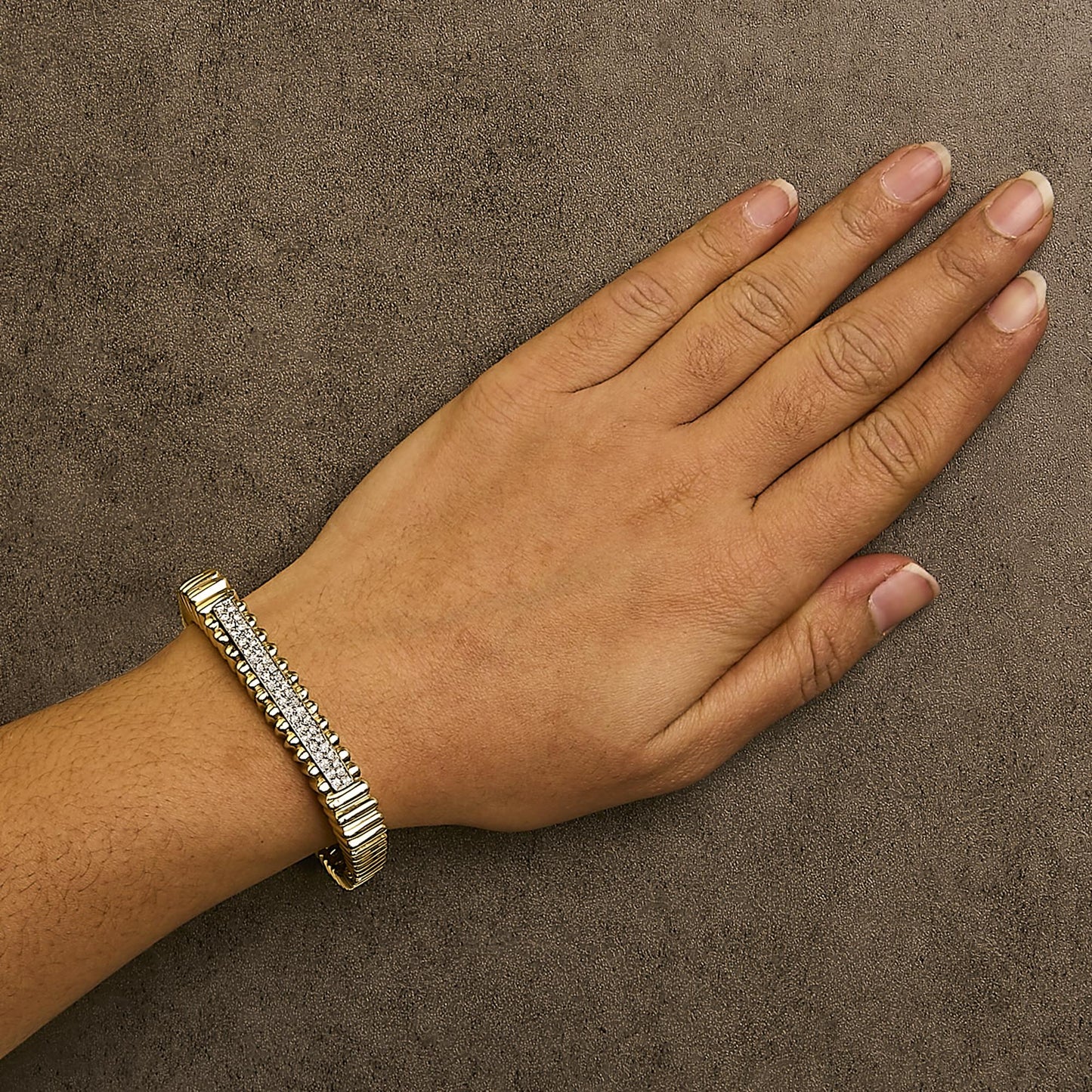 14K Yellow Gold 1 1/4 Cttw Diamond Ribbed Rounded Rectangle Bangle Bracelet (G-H Color, VS2-SI1 Clarity) - 7.75" Inches-2