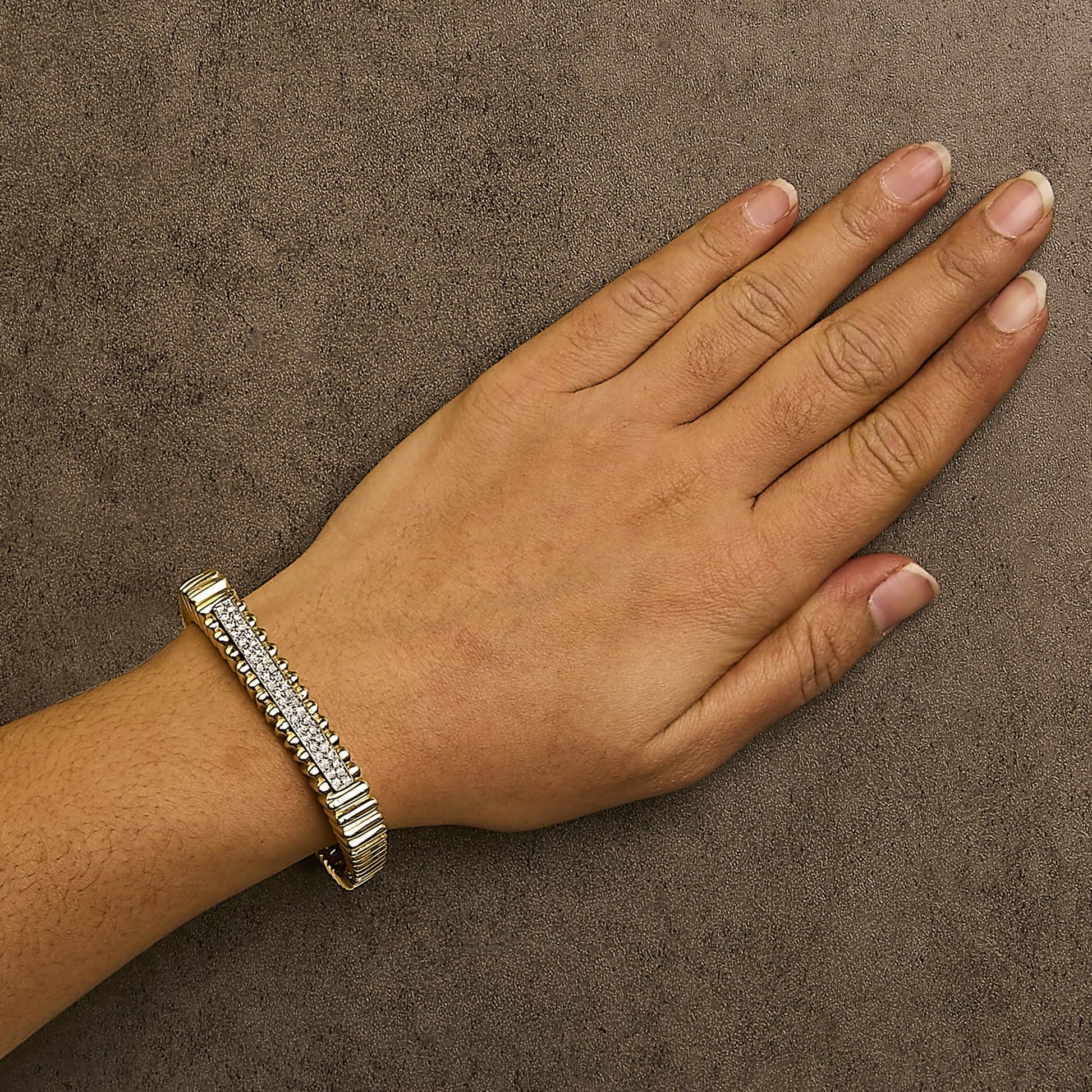 14K Yellow Gold 1 1/4 Cttw Diamond Ribbed Rounded Rectangle Bangle Bracelet (G-H Color, VS2-SI1 Clarity) - 7.75" Inches-2