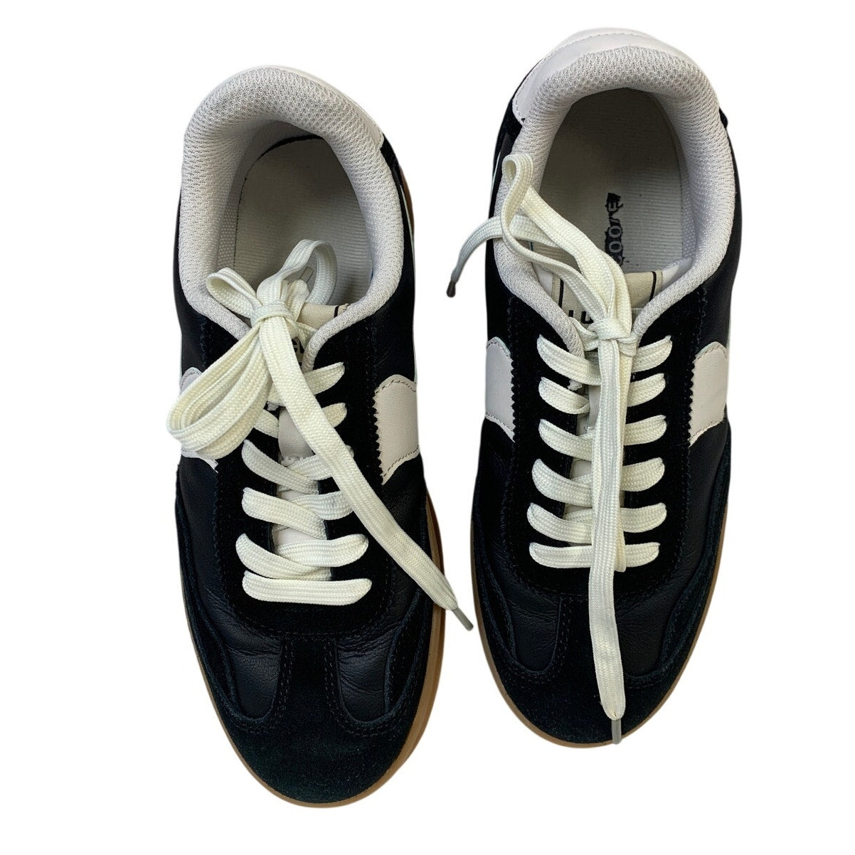 Lucky Step Womens 8 Black 1.5" Platform Sneakers Lace Up Round Close Toe Shoes