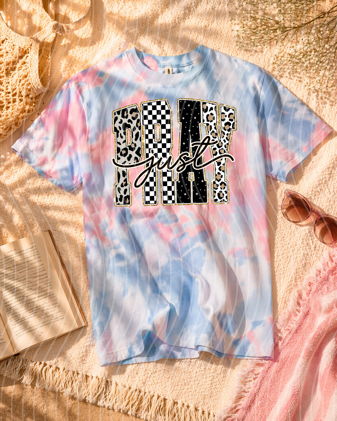 Just Pray Graphic Tee