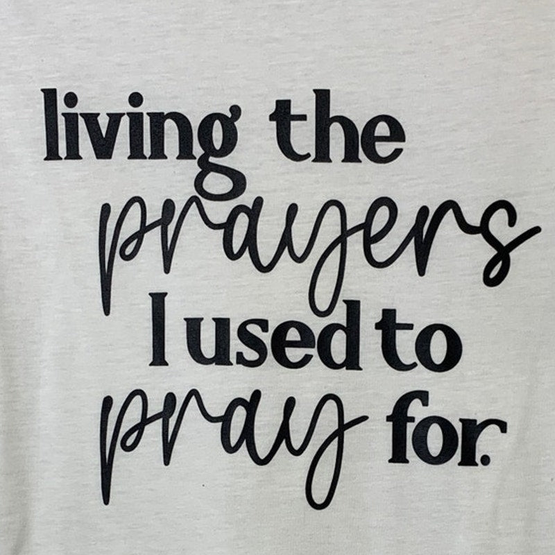New Hand Printed Womens Medium White Living Prayer Pray PolyCotton Crew Neck Tee