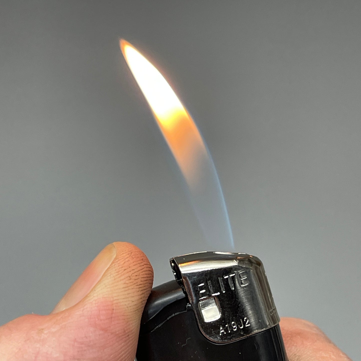 ELITE BRANDS 50-PACK! Elite Electronic Lighter Refillable Multi-Color (new)