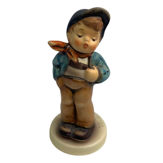 Vintage 1989 Hummel Goebel #560 Lucky Fellow Boy Collectible Ceramic Figurine