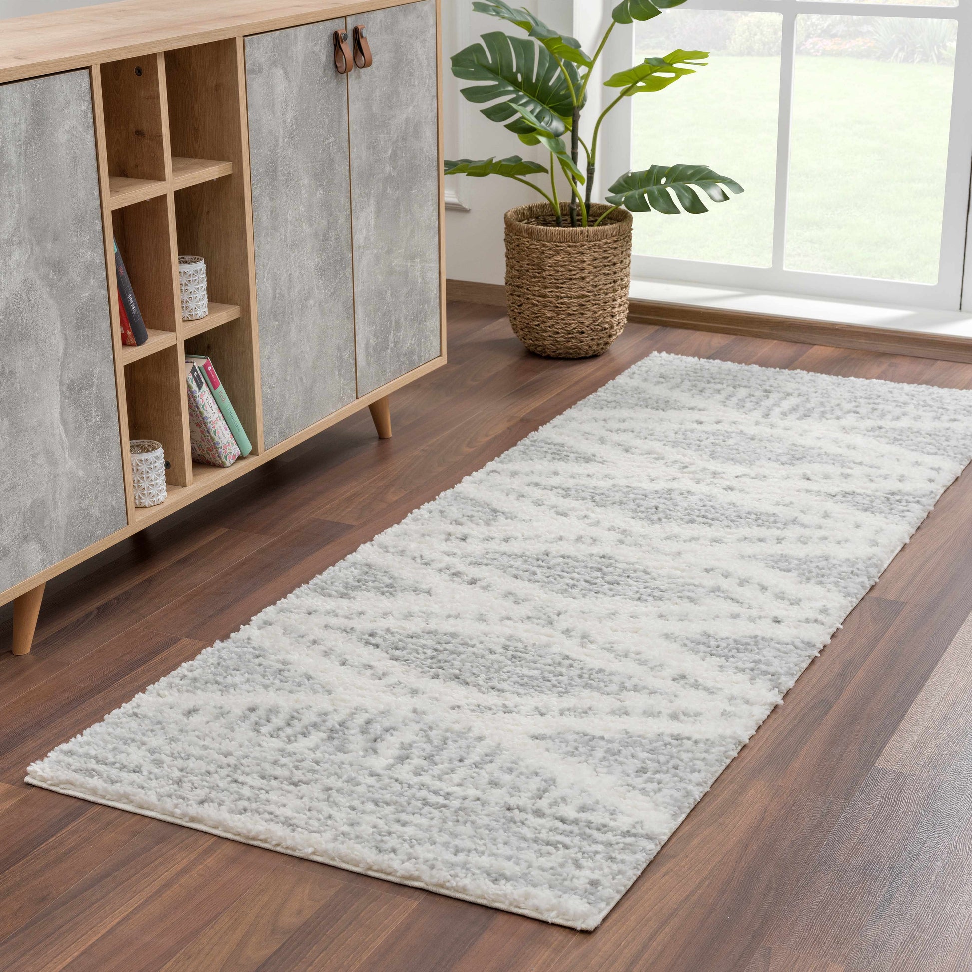 Trunding Plush Area Rug in Gray-3