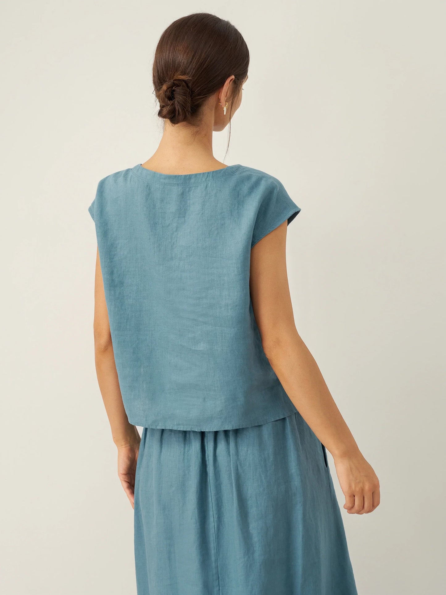 100% Linen V-Neck Cap Sleeve Crop Top FRESSA