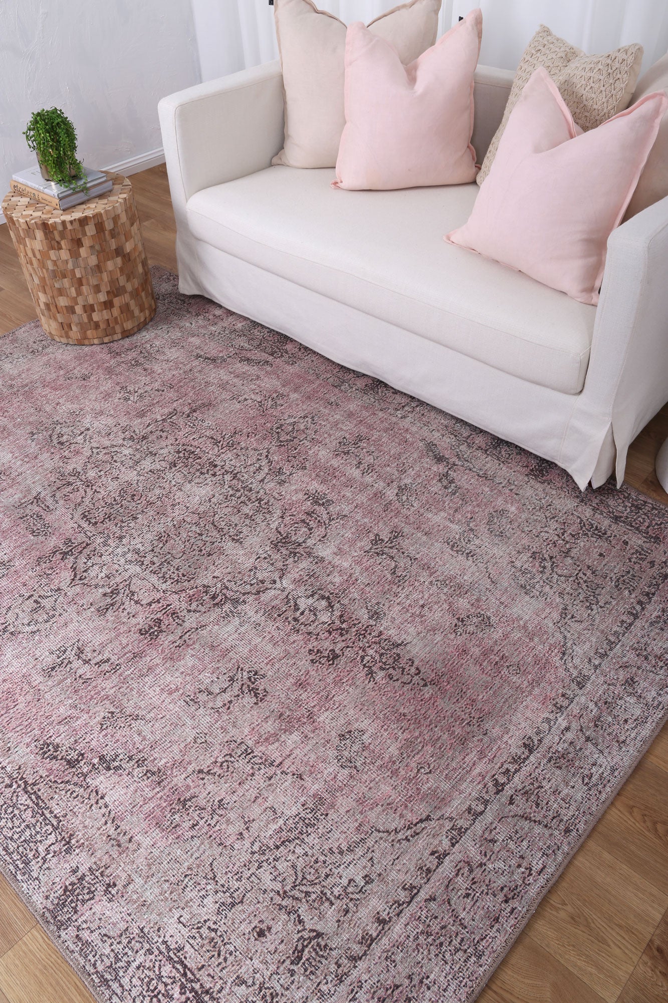 Germain Medallion Design in Pink Rug-2