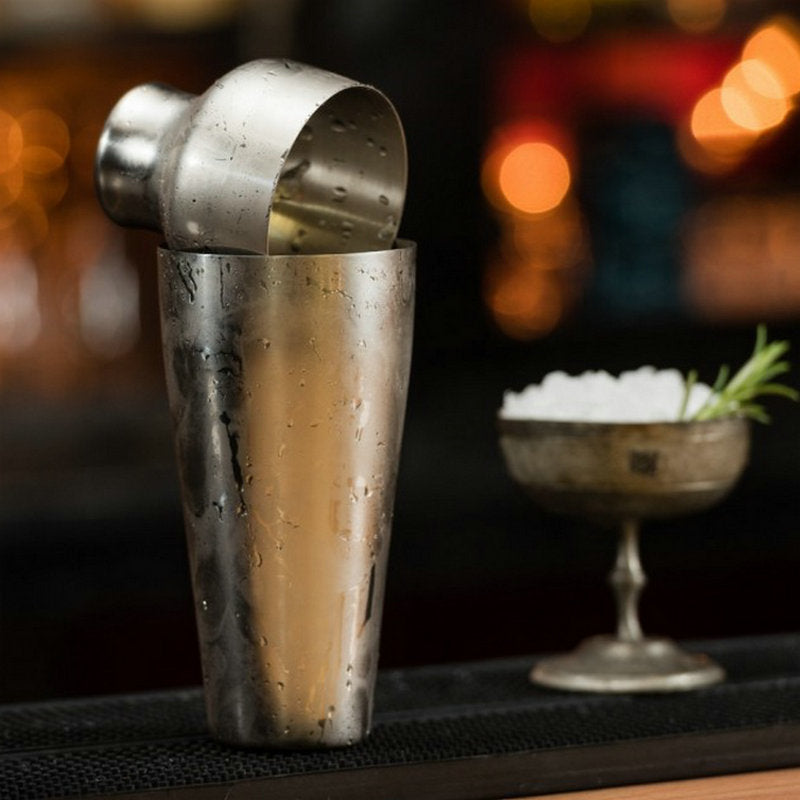 304 Stainless Steel French Two-Section Wine Shaker Shaker Shaker Bar Cocktail Glass Mixing Tool 550ml