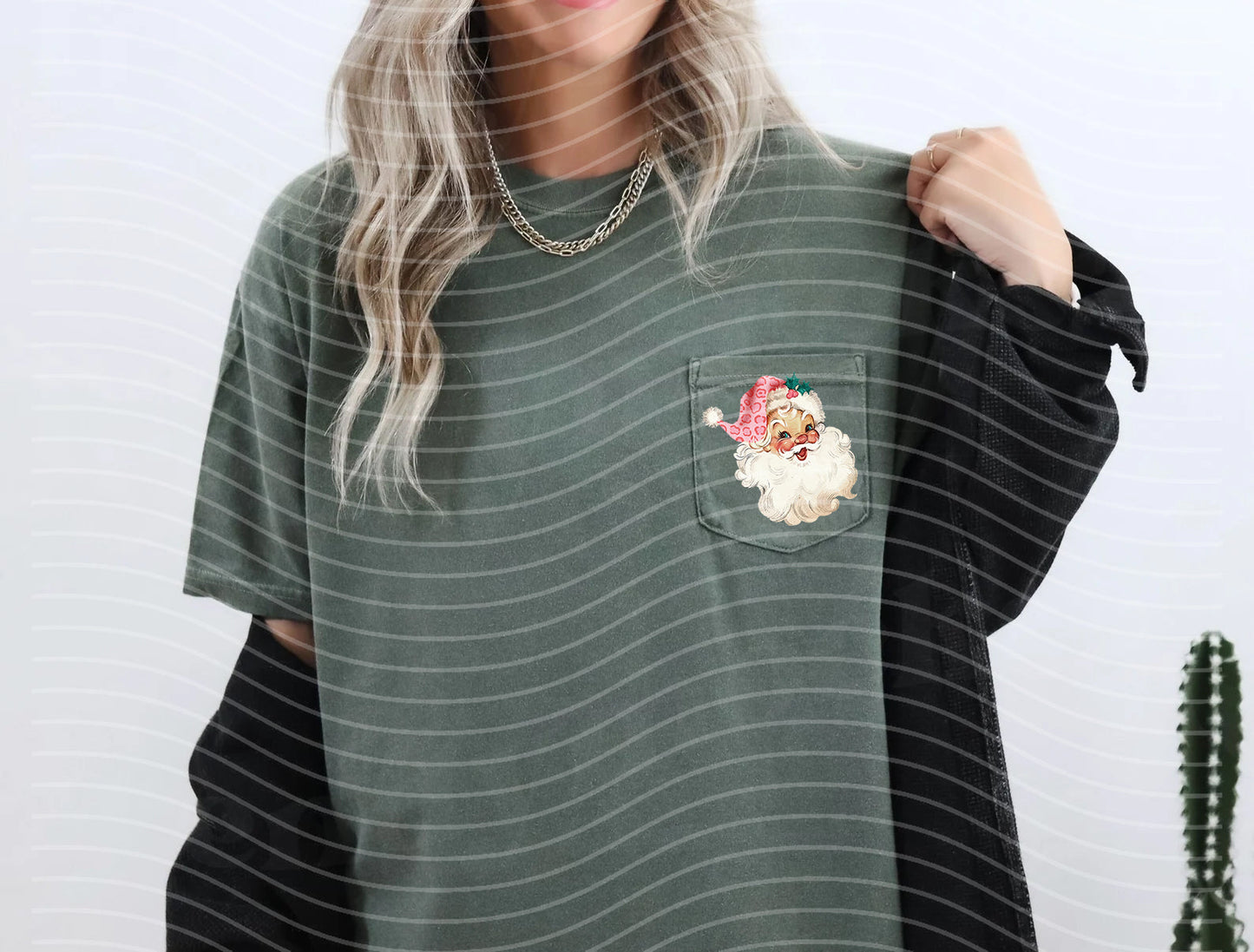 Leopard Santa Graphic Tee