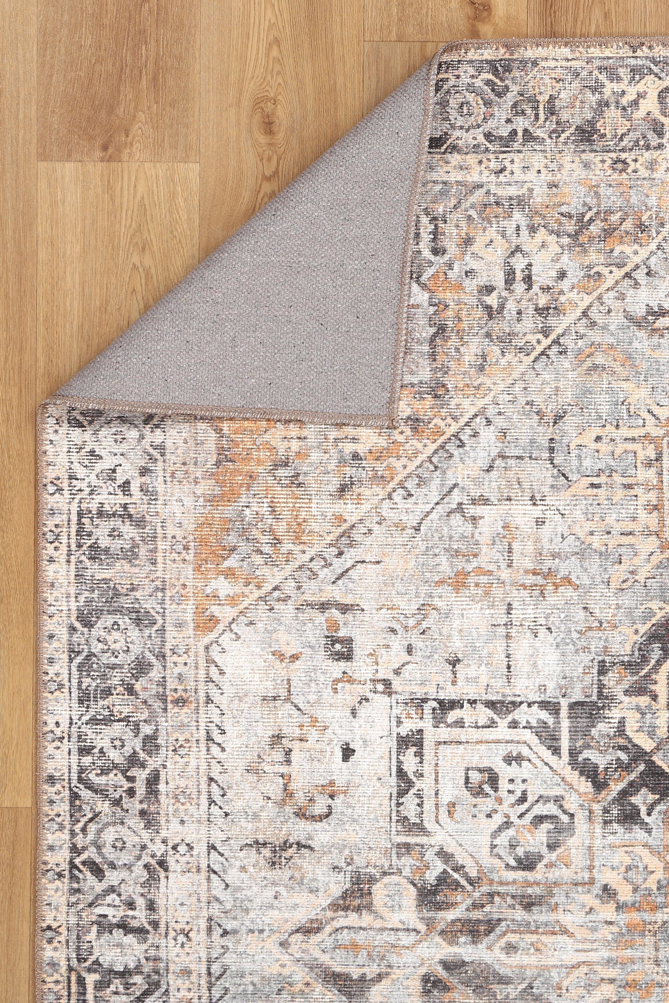 Louis Machine Washable in Beige Rug-4