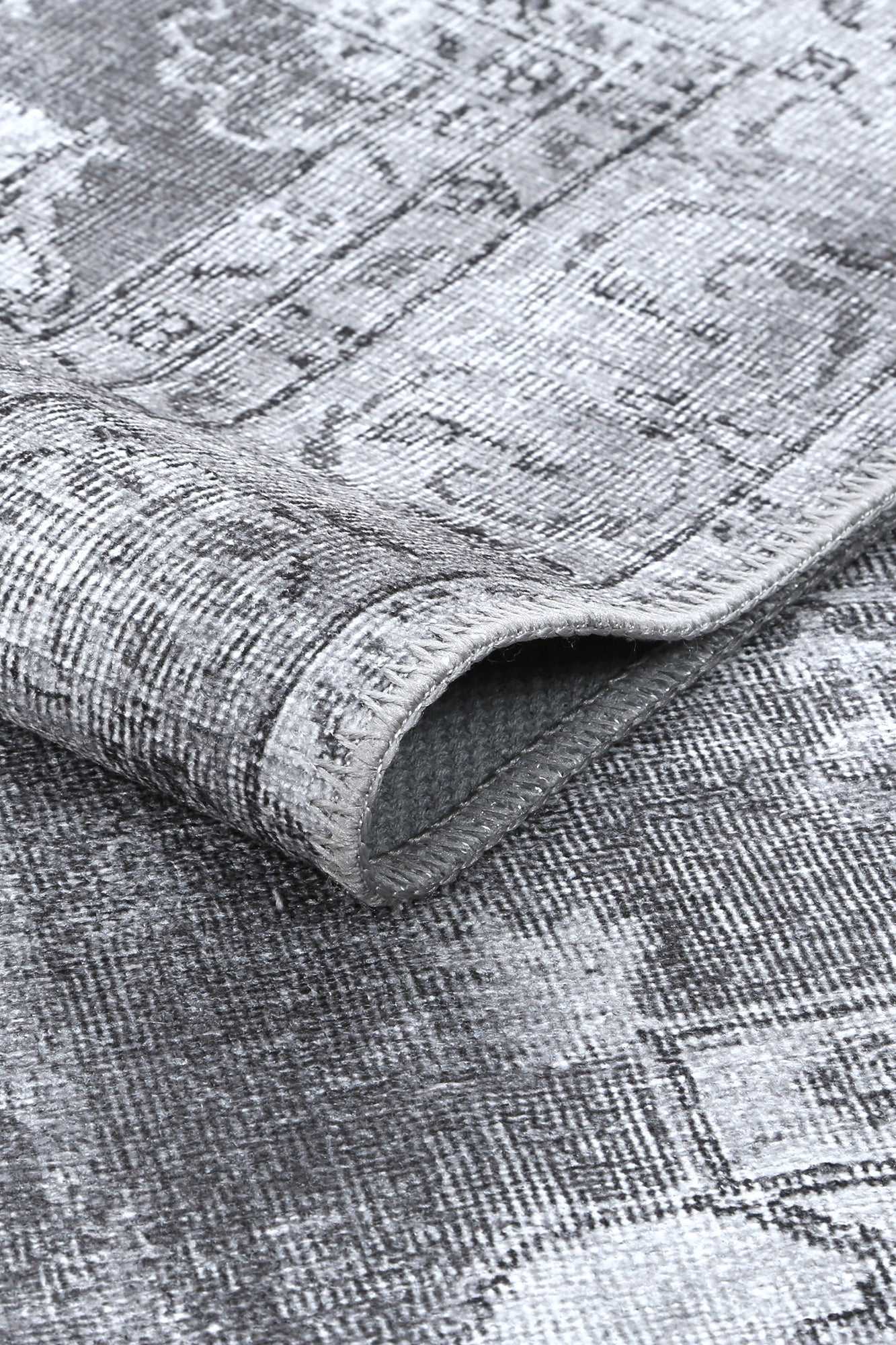 Lola Machine Washable in Grey Rug-4